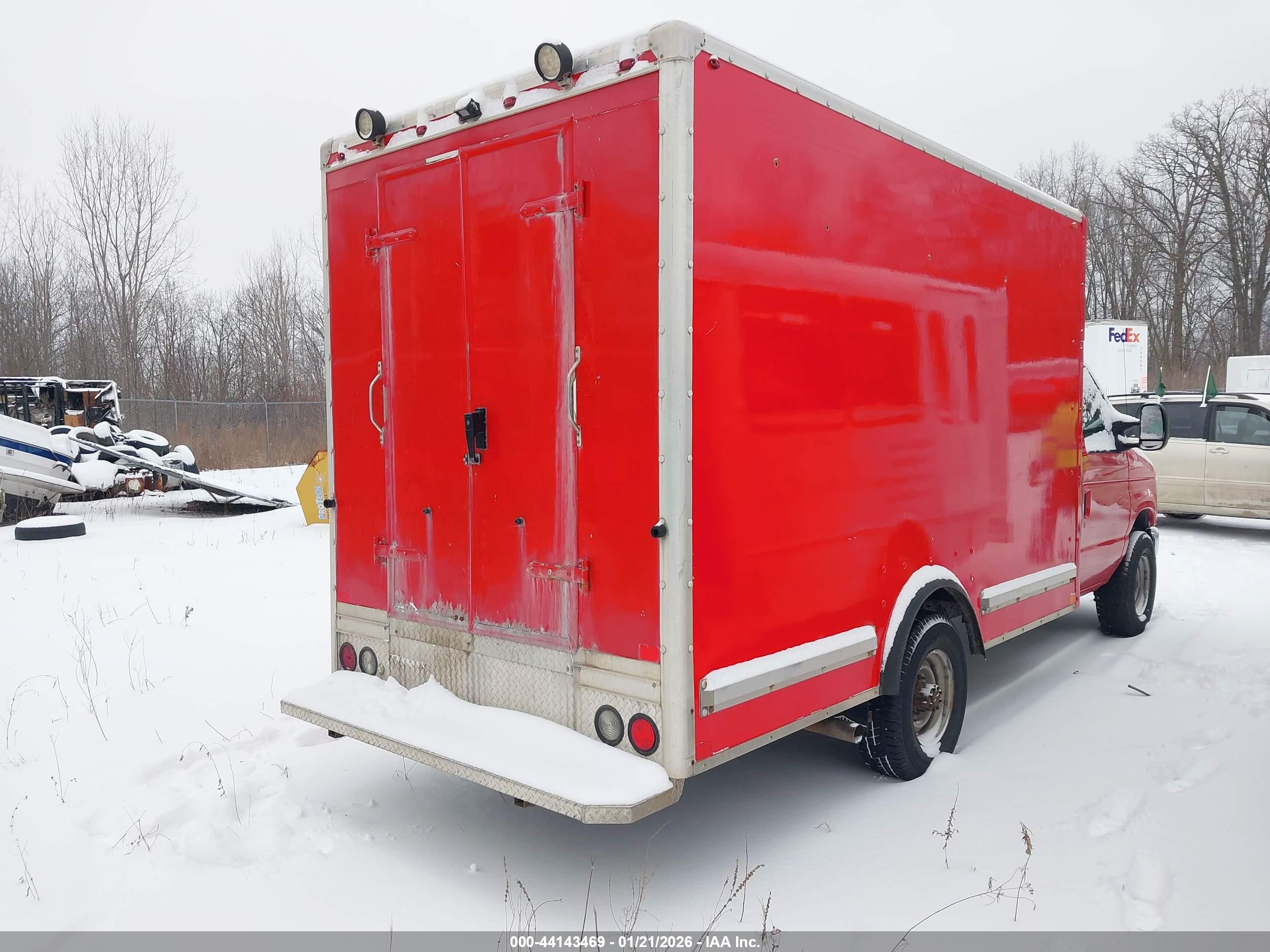 FORD E-350 image 4