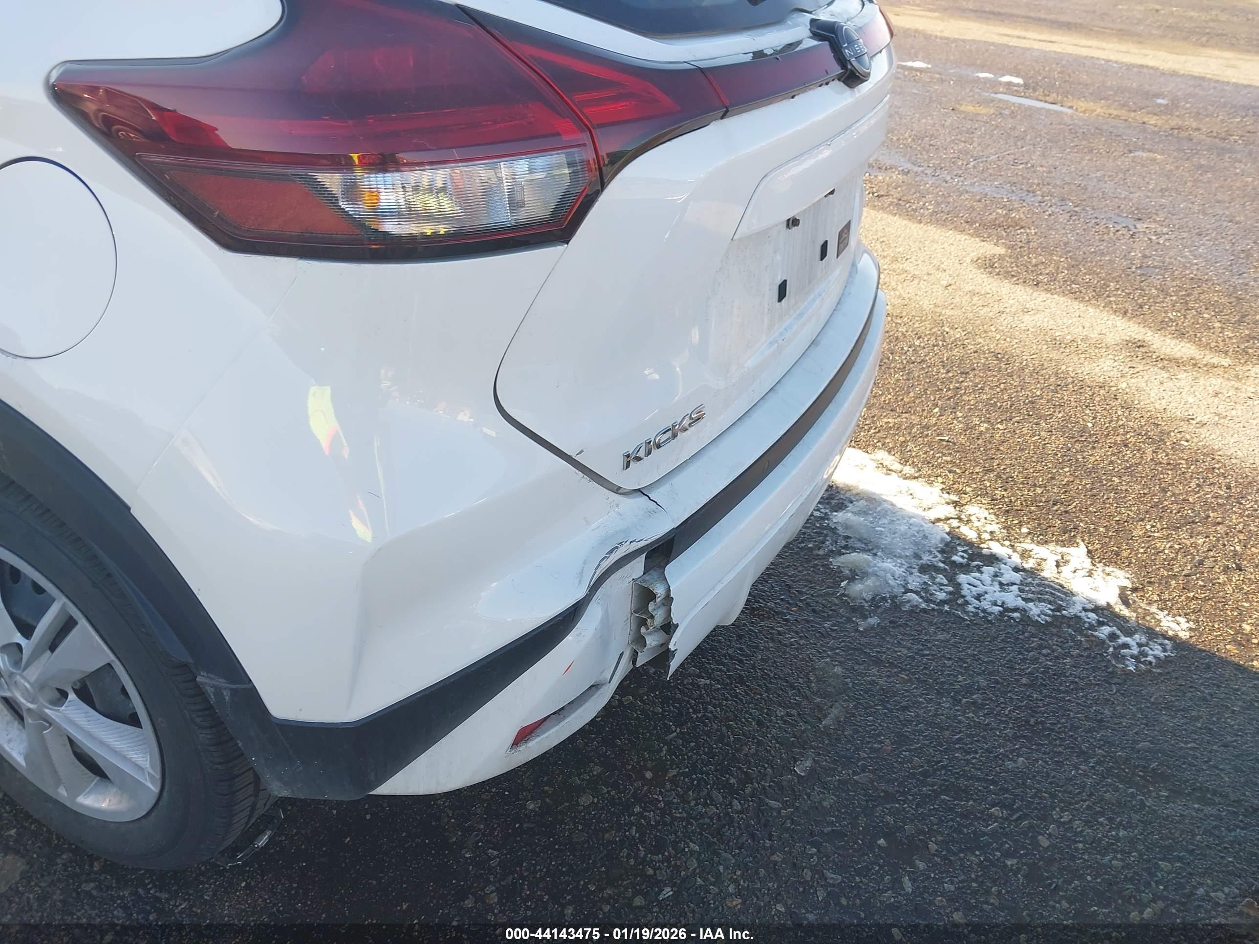 NISSAN KICKS image 6