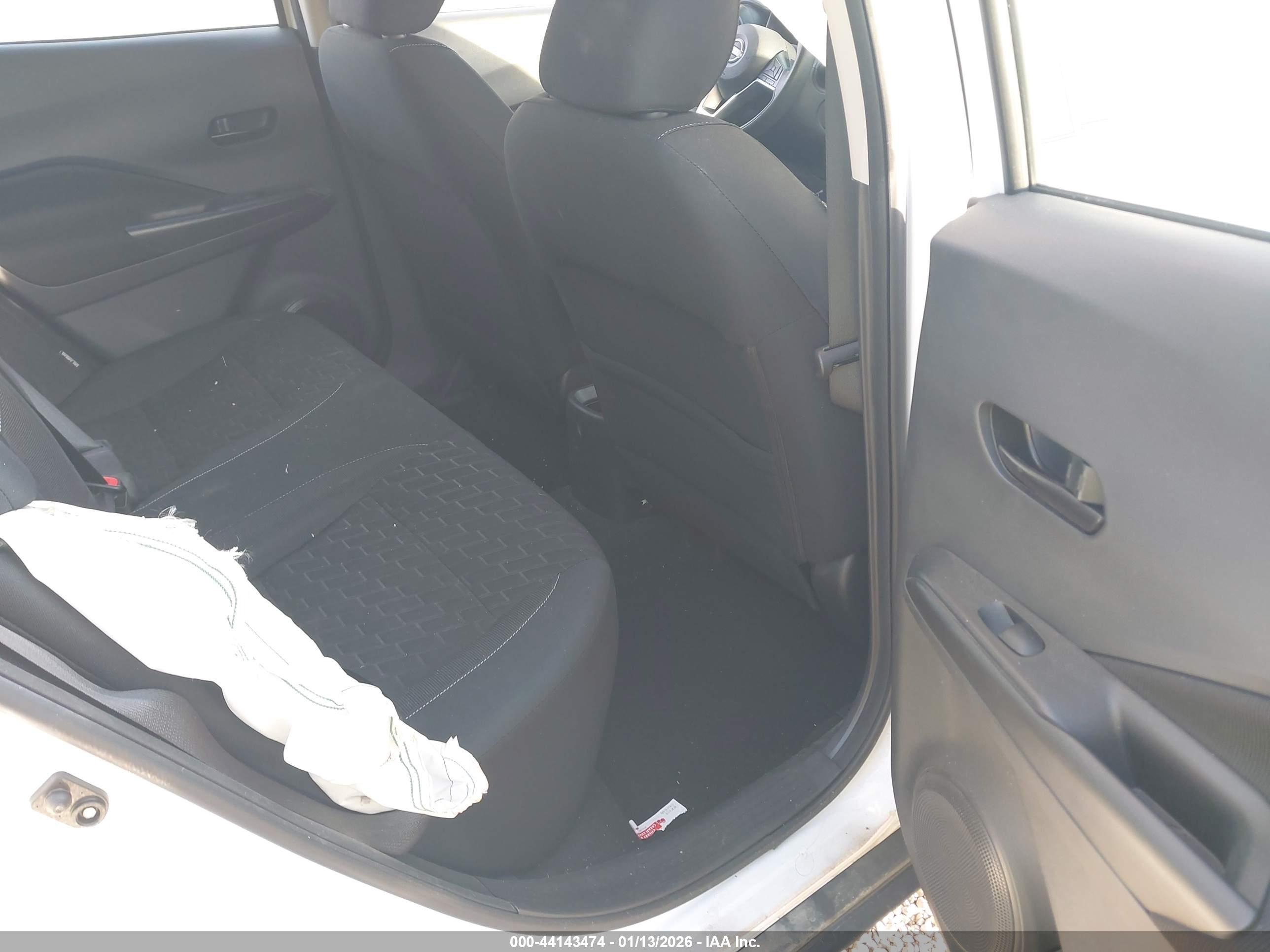 NISSAN KICKS image 8