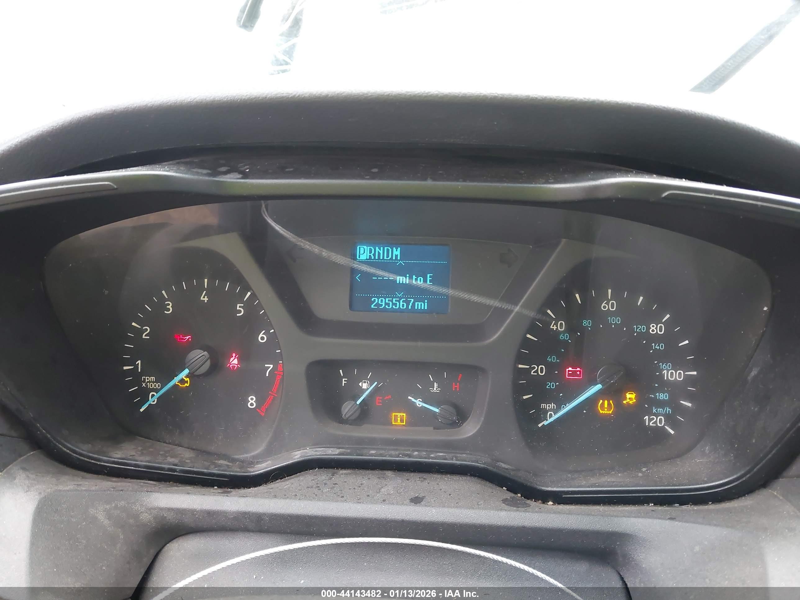 FORD TRANSIT-250 image 7