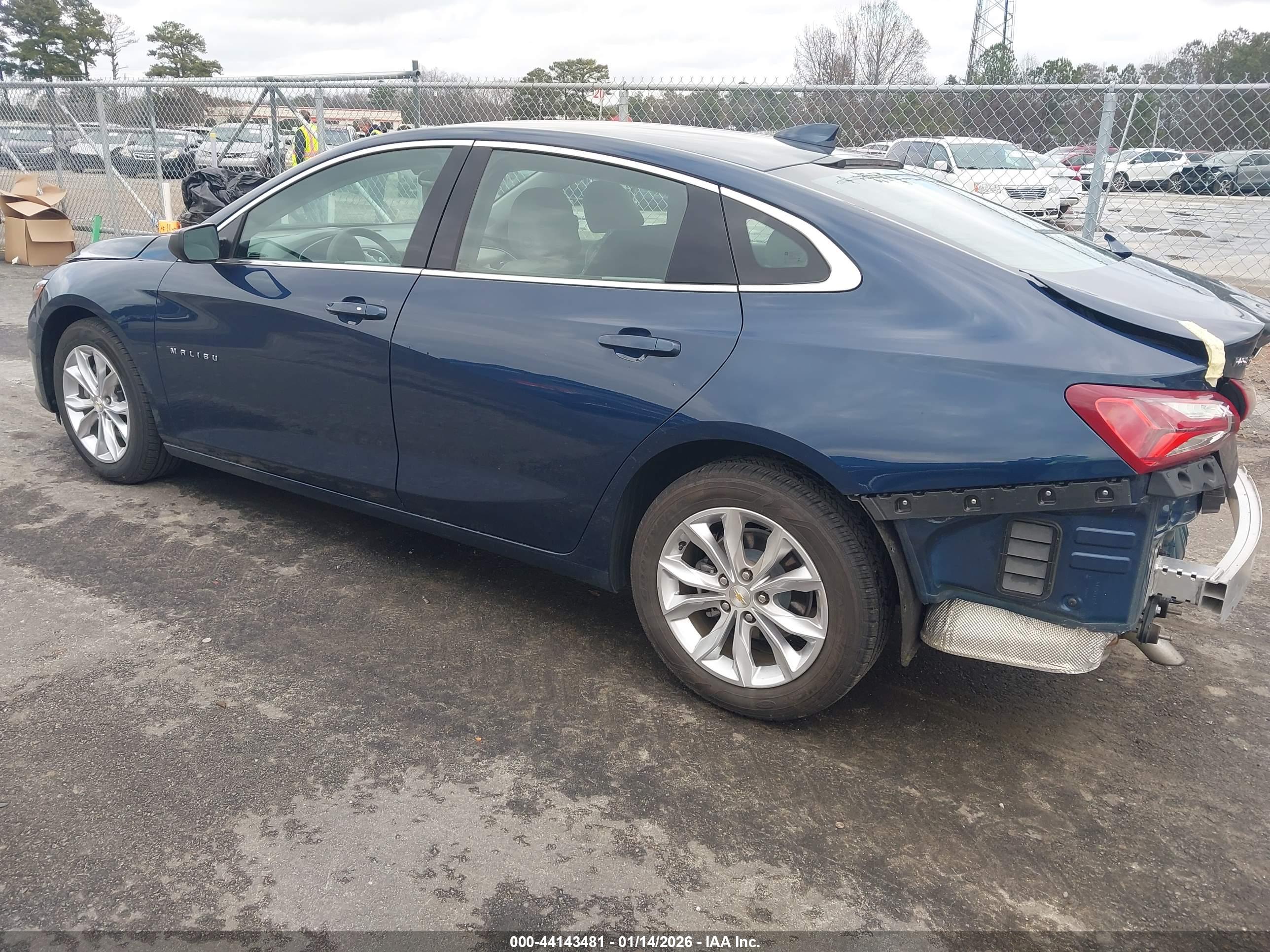 CHEVROLET MALIBU image 3