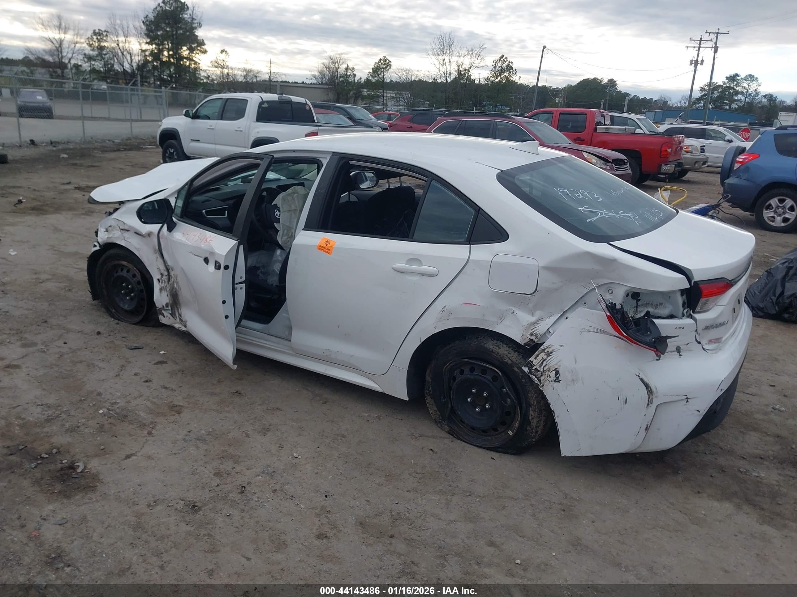 TOYOTA COROLLA image 3