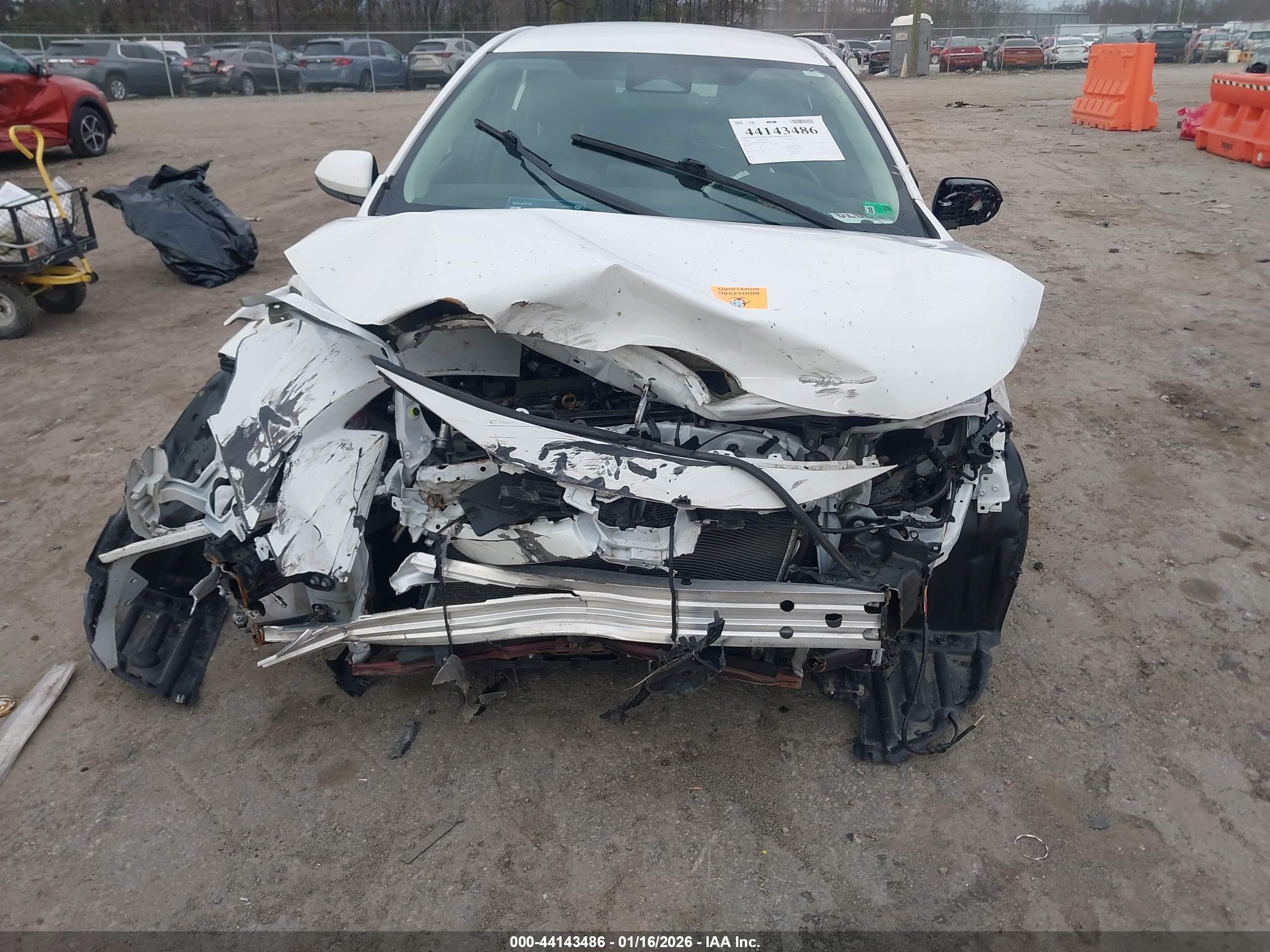 TOYOTA COROLLA image 6
