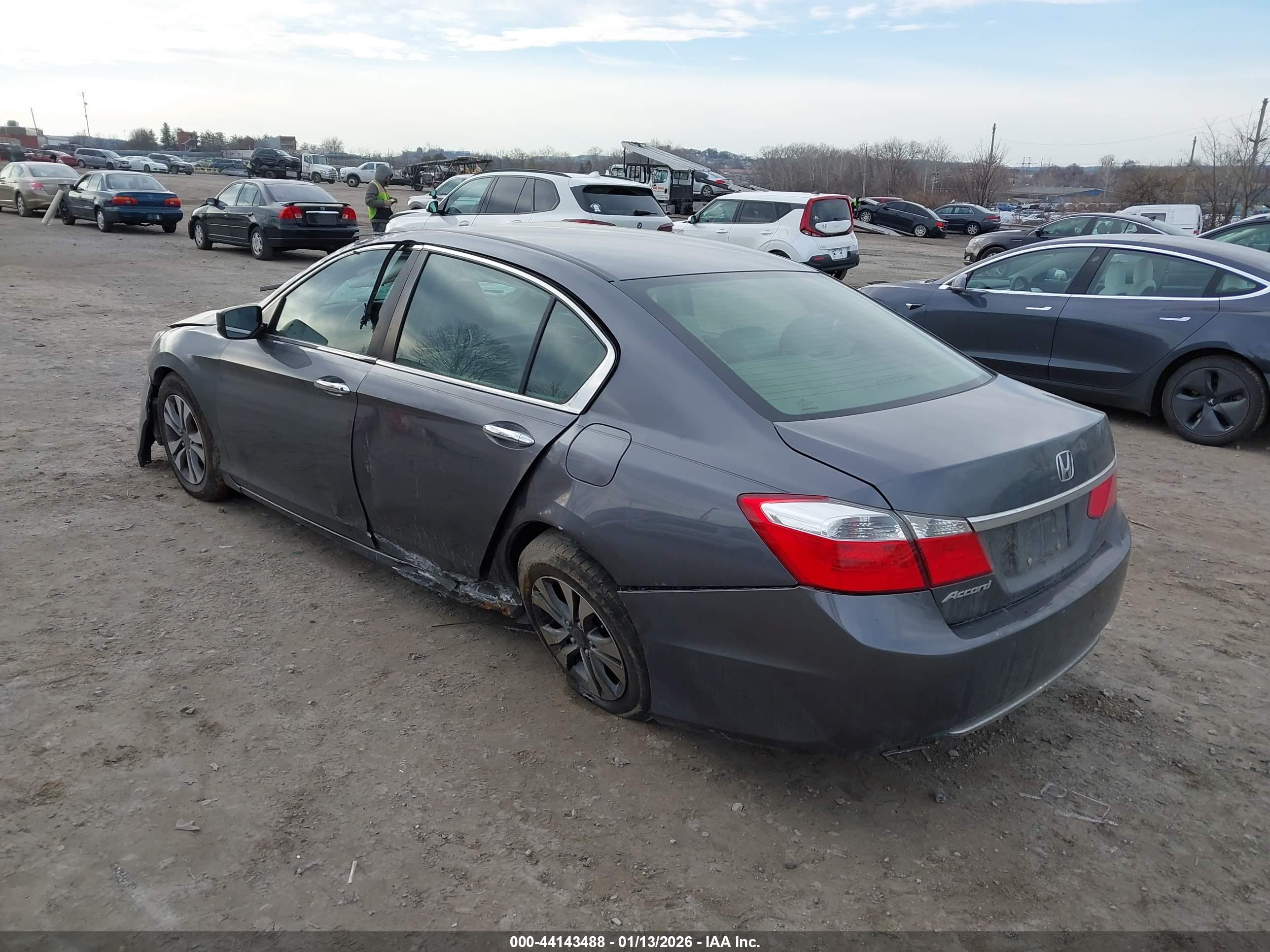HONDA ACCORD image 3