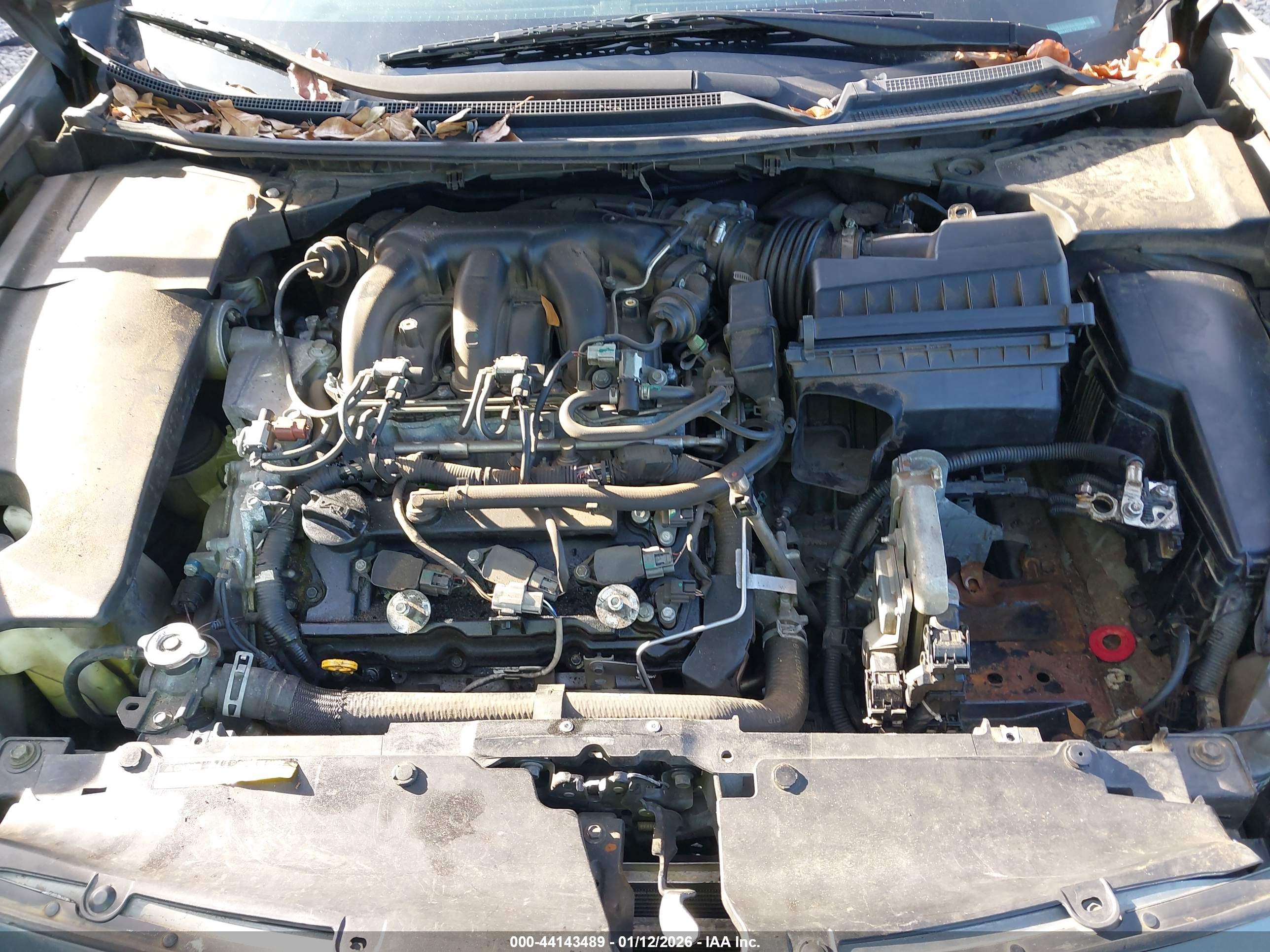 NISSAN MAXIMA image 10