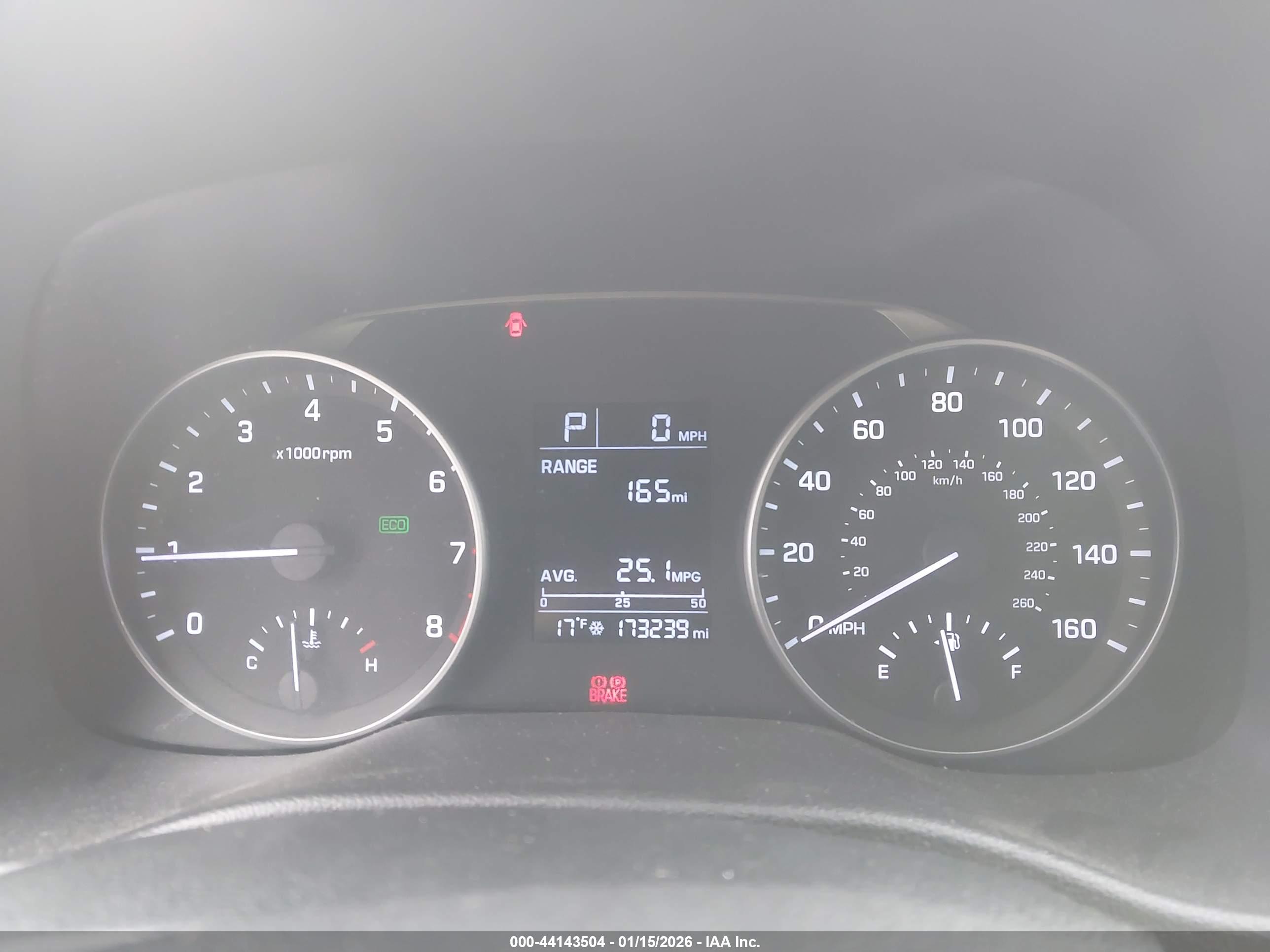 HYUNDAI ELANTRA image 7