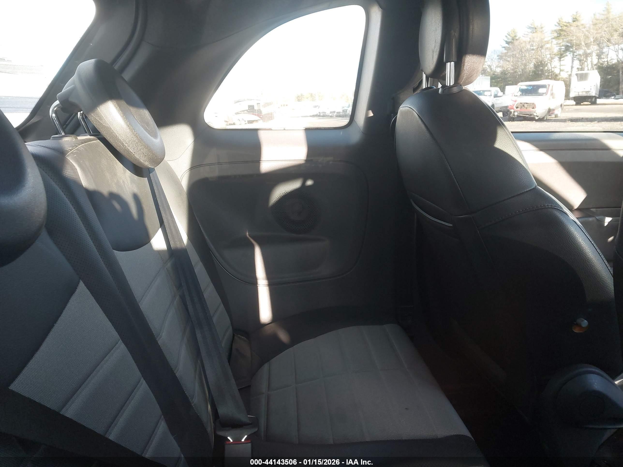 FIAT 500 image 8
