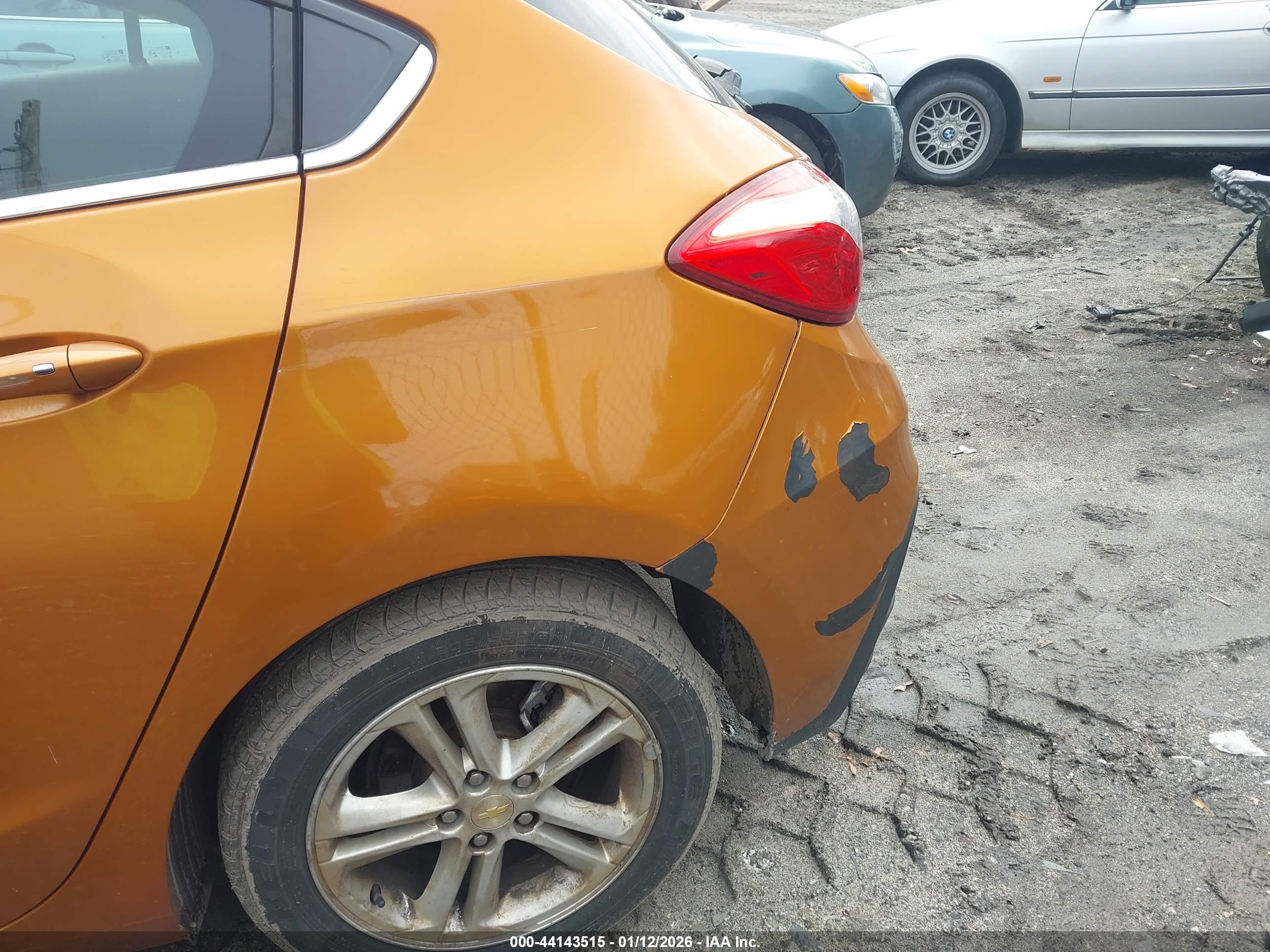 CHEVROLET CRUZE image 6
