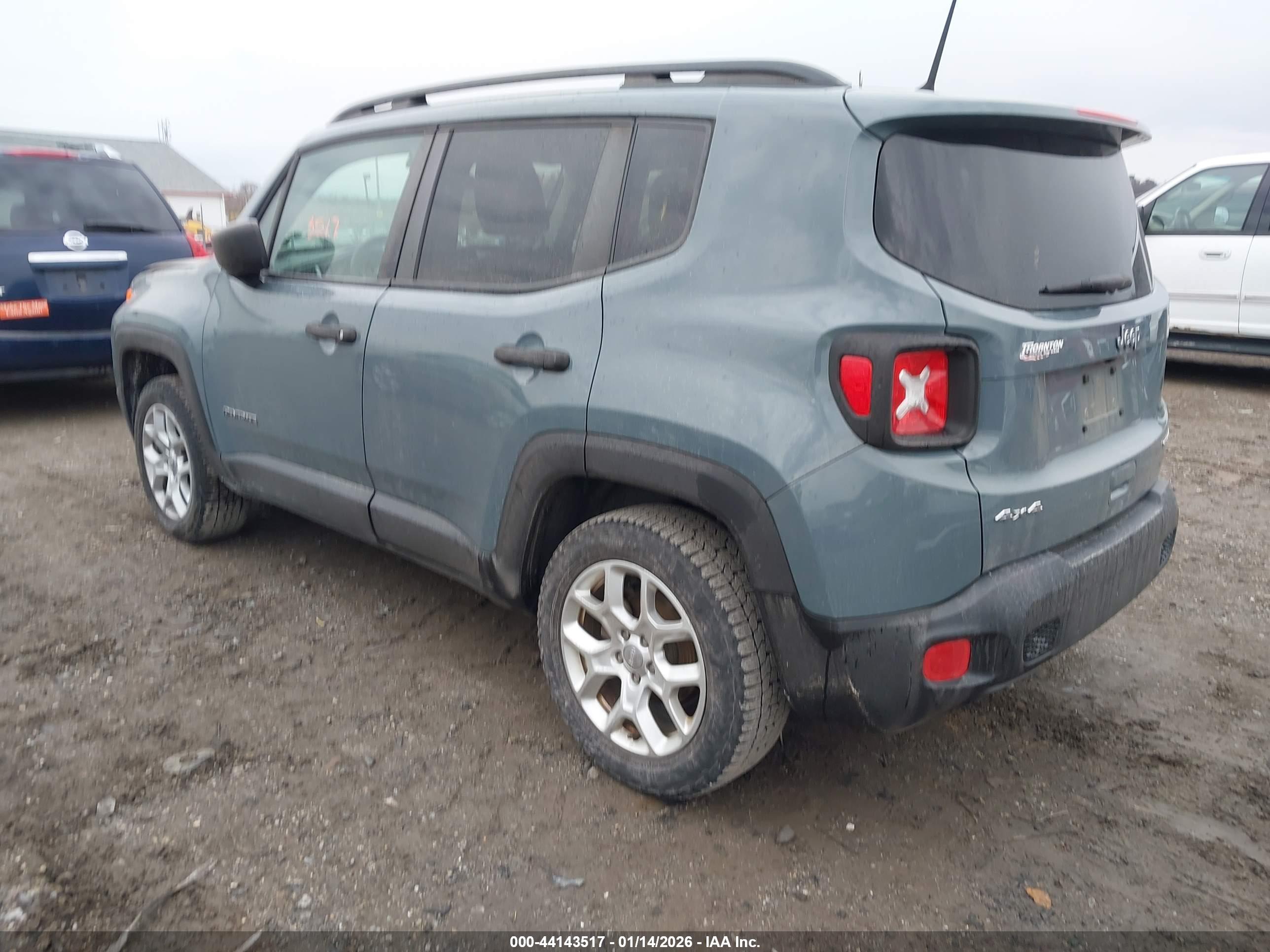 JEEP RENEGADE image 3