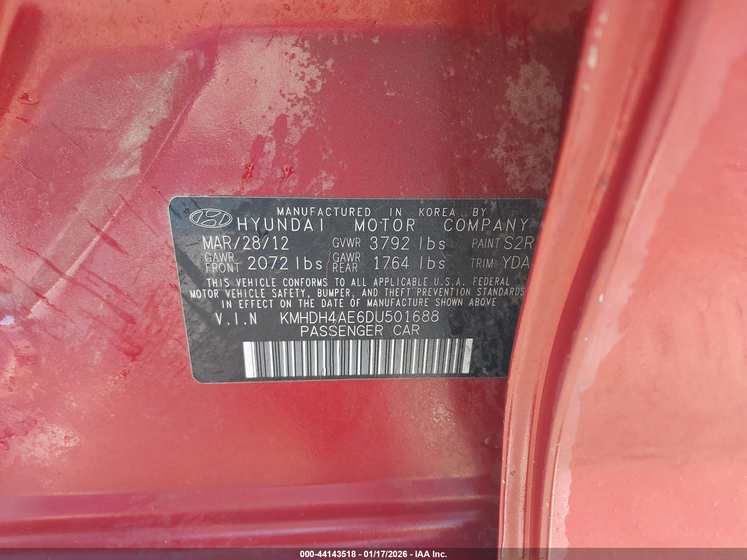HYUNDAI ELANTRA image 9