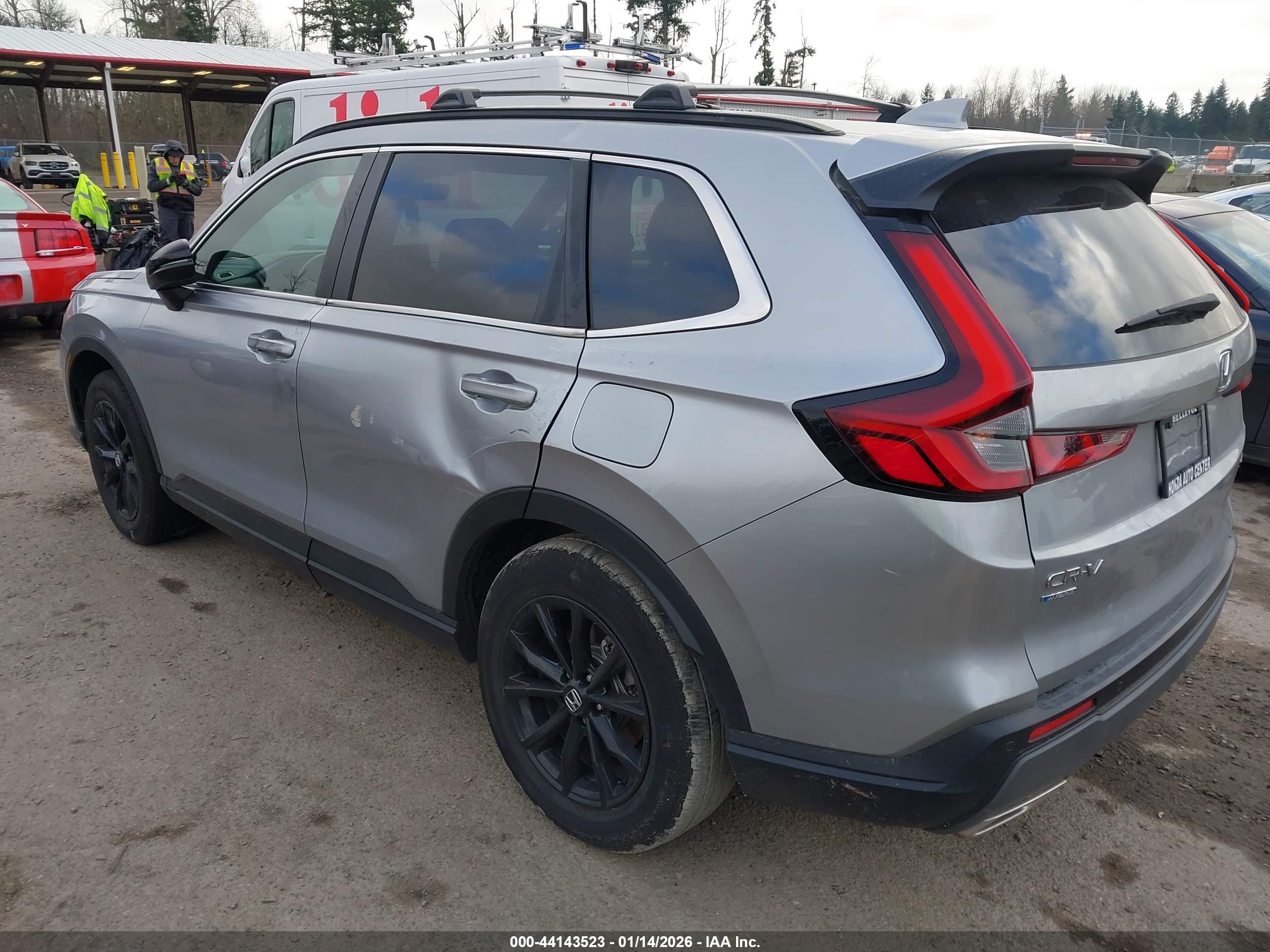 HONDA CR-V image 3