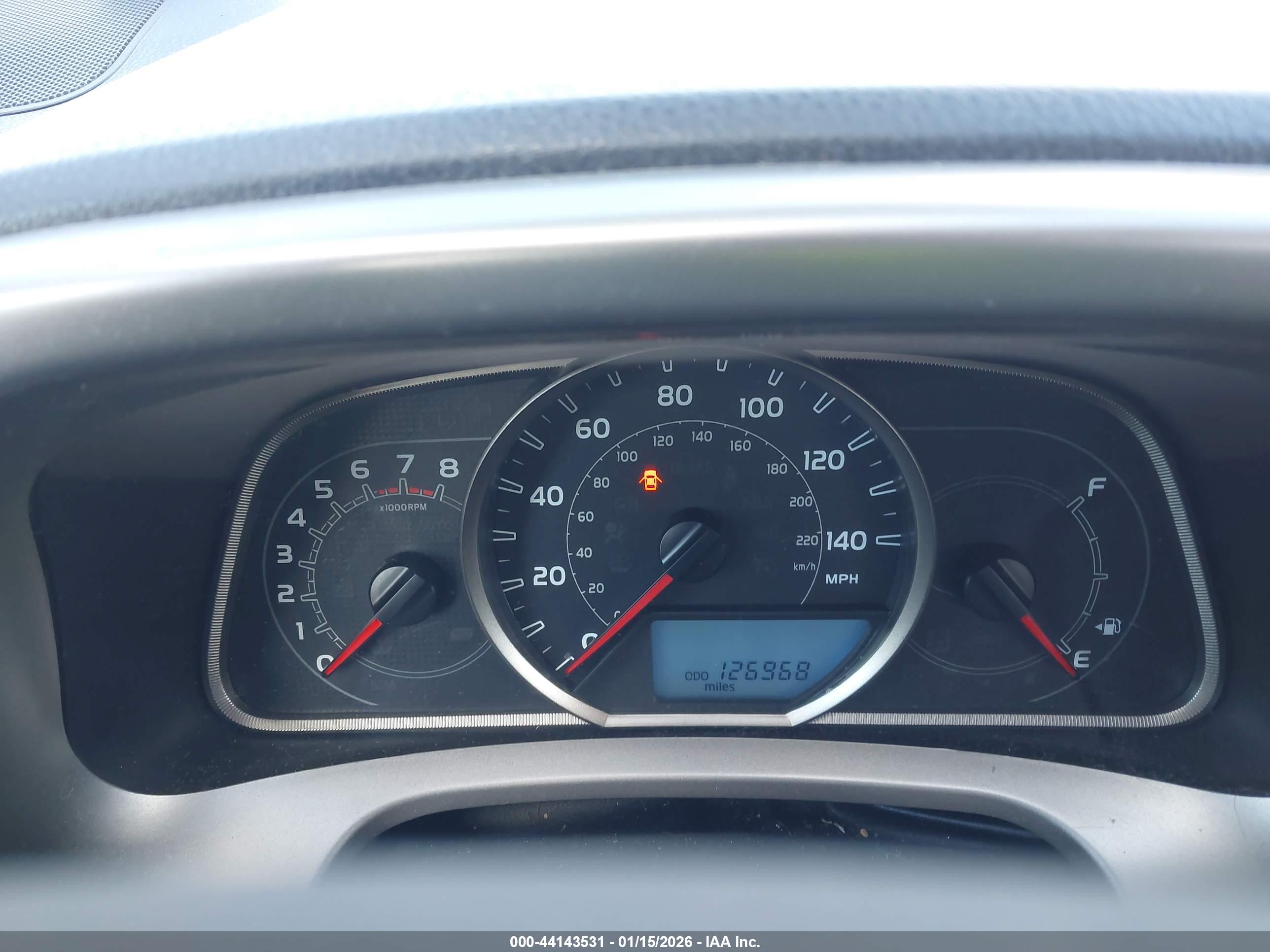 TOYOTA RAV4 image 7