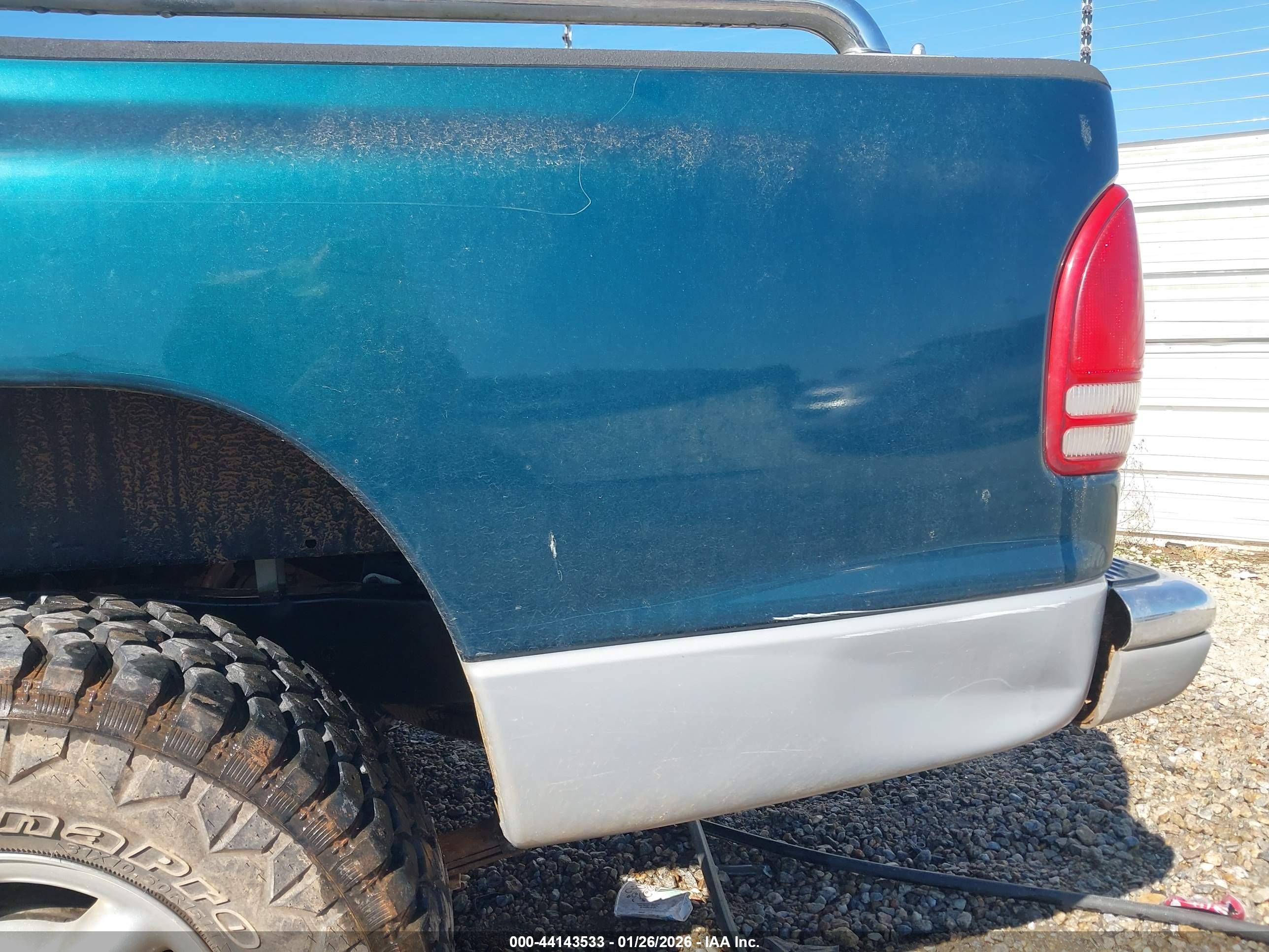 DODGE DAKOTA image 6