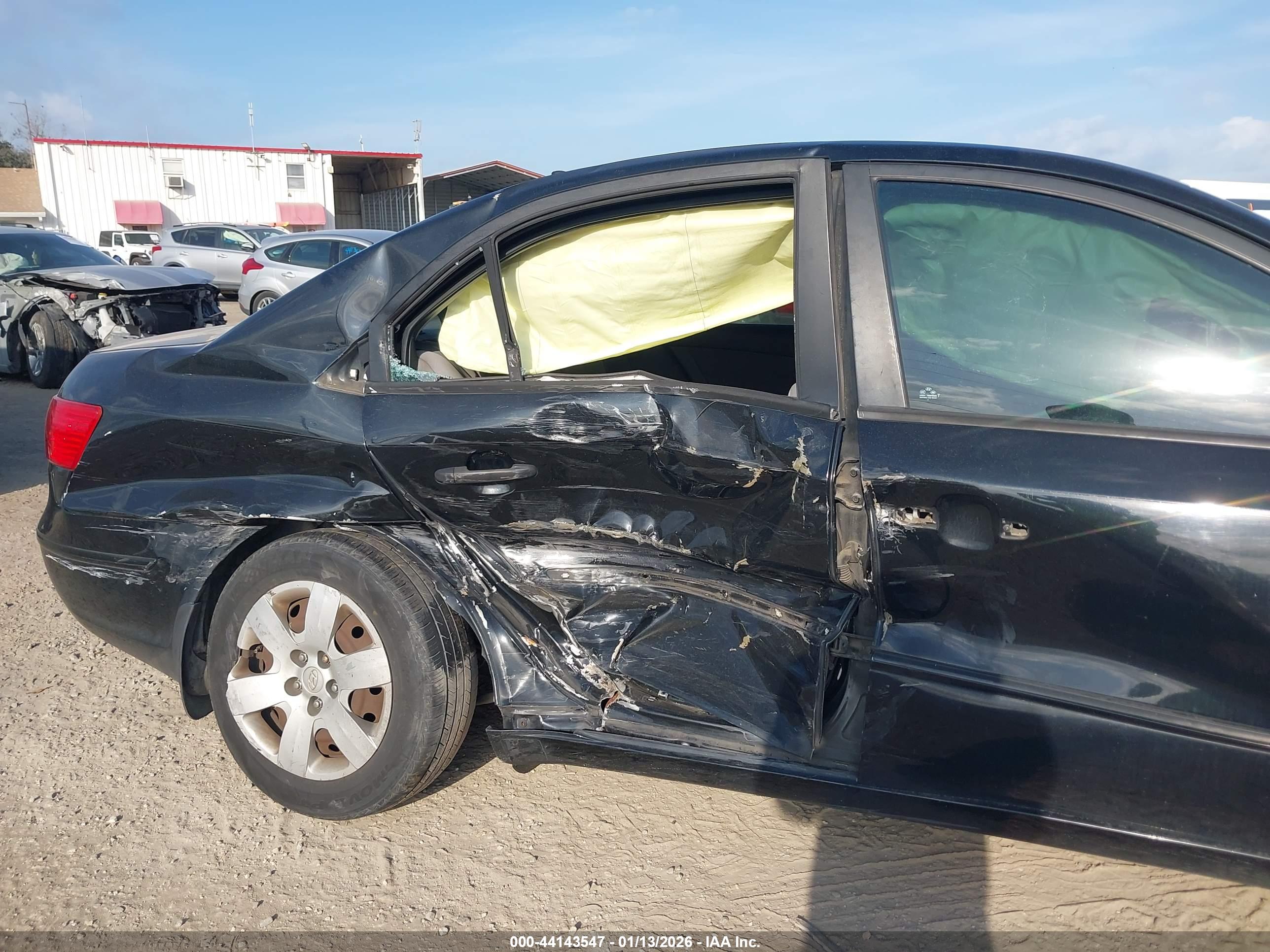 HYUNDAI SONATA image 6