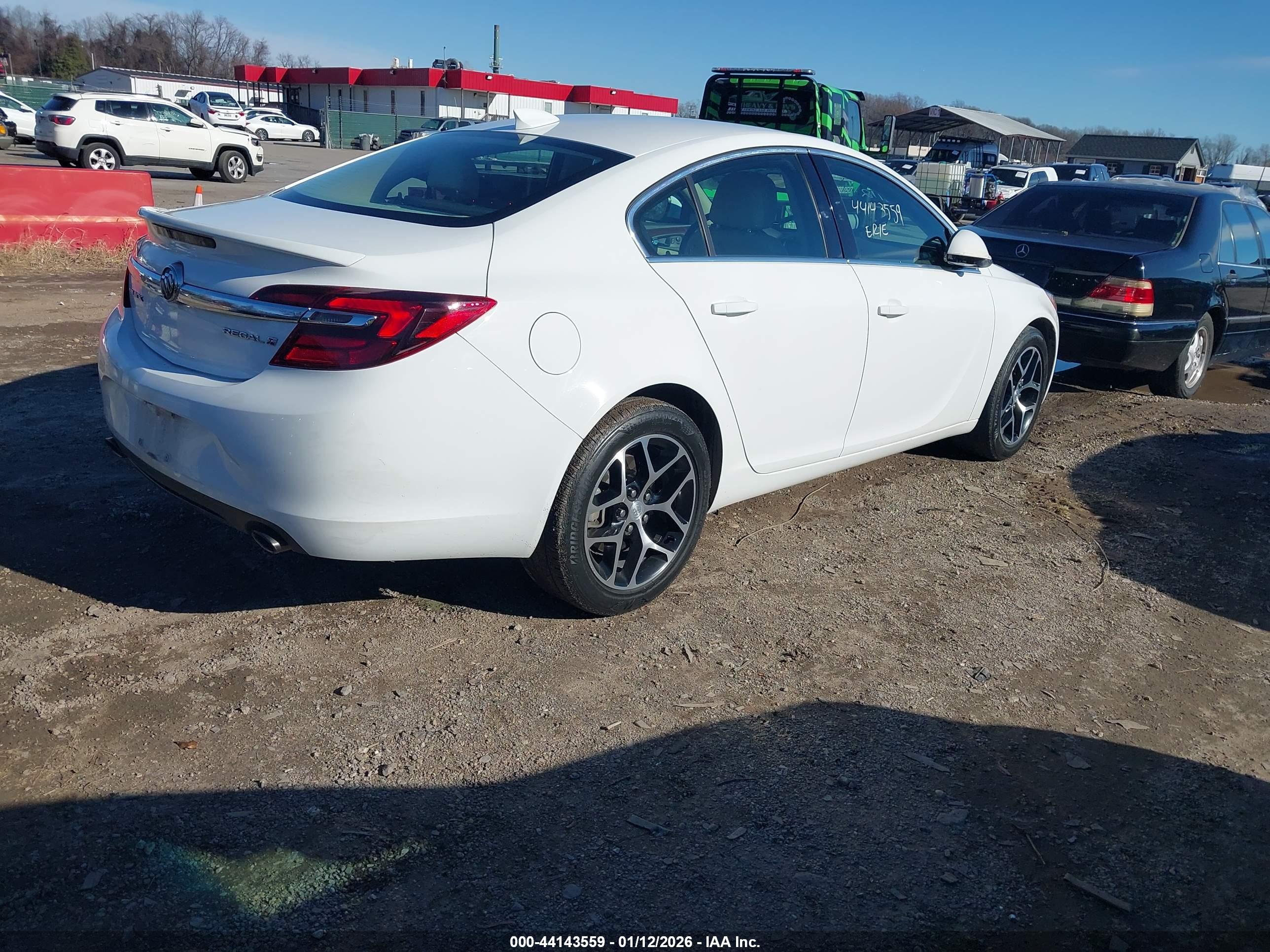 BUICK REGAL image 4