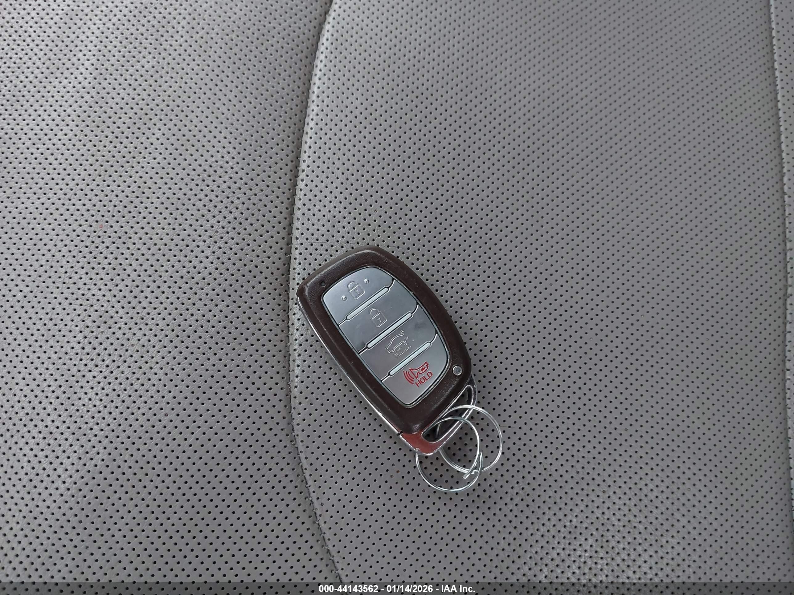 HYUNDAI SONATA image 11