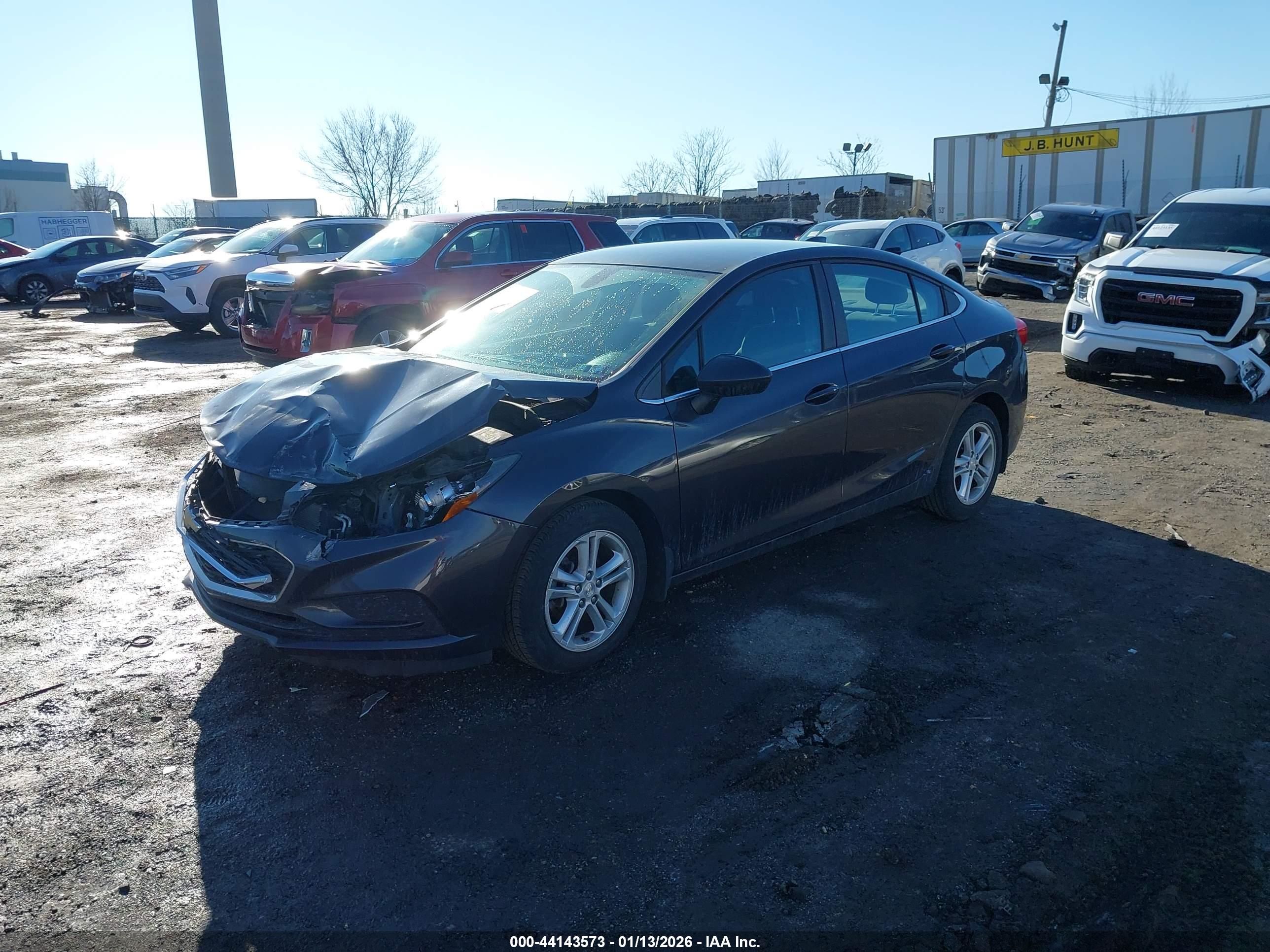 CHEVROLET CRUZE image 2