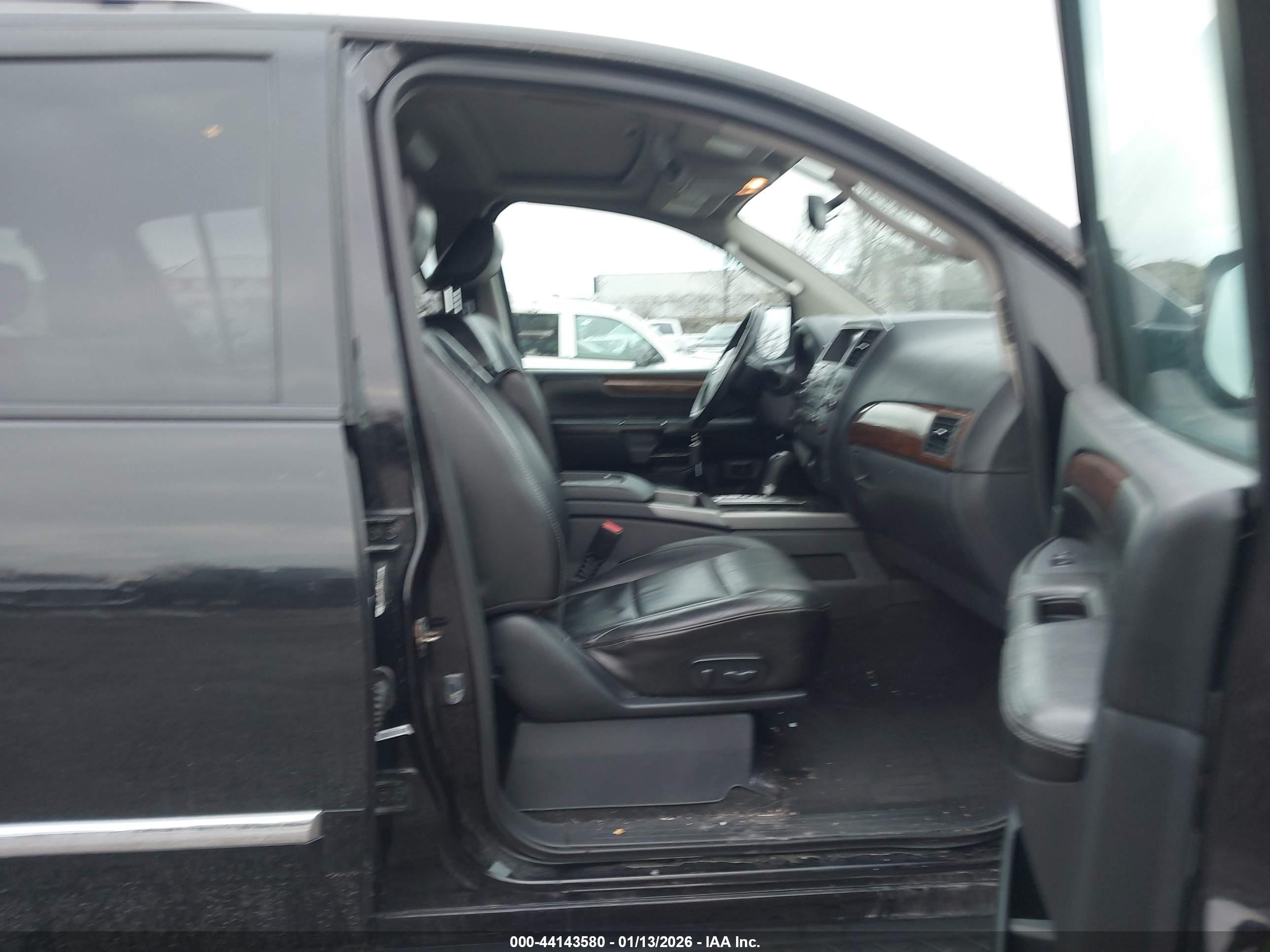 NISSAN ARMADA image 5
