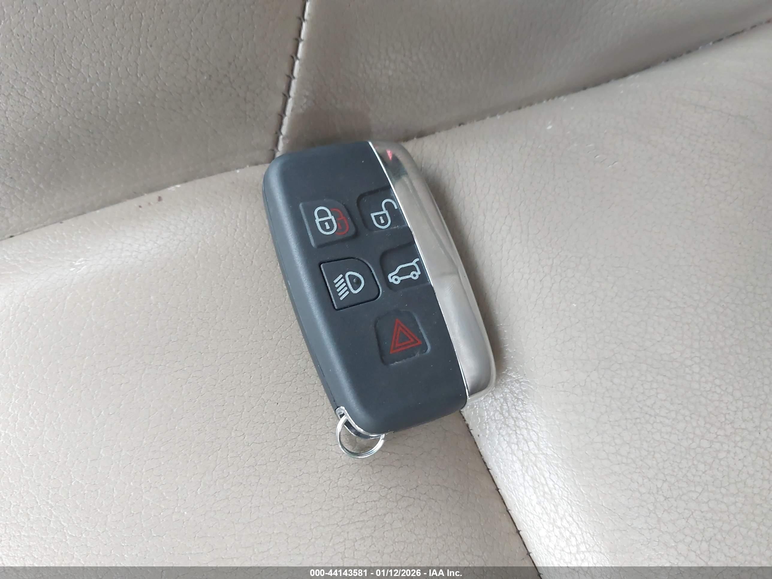 LAND ROVER image 11