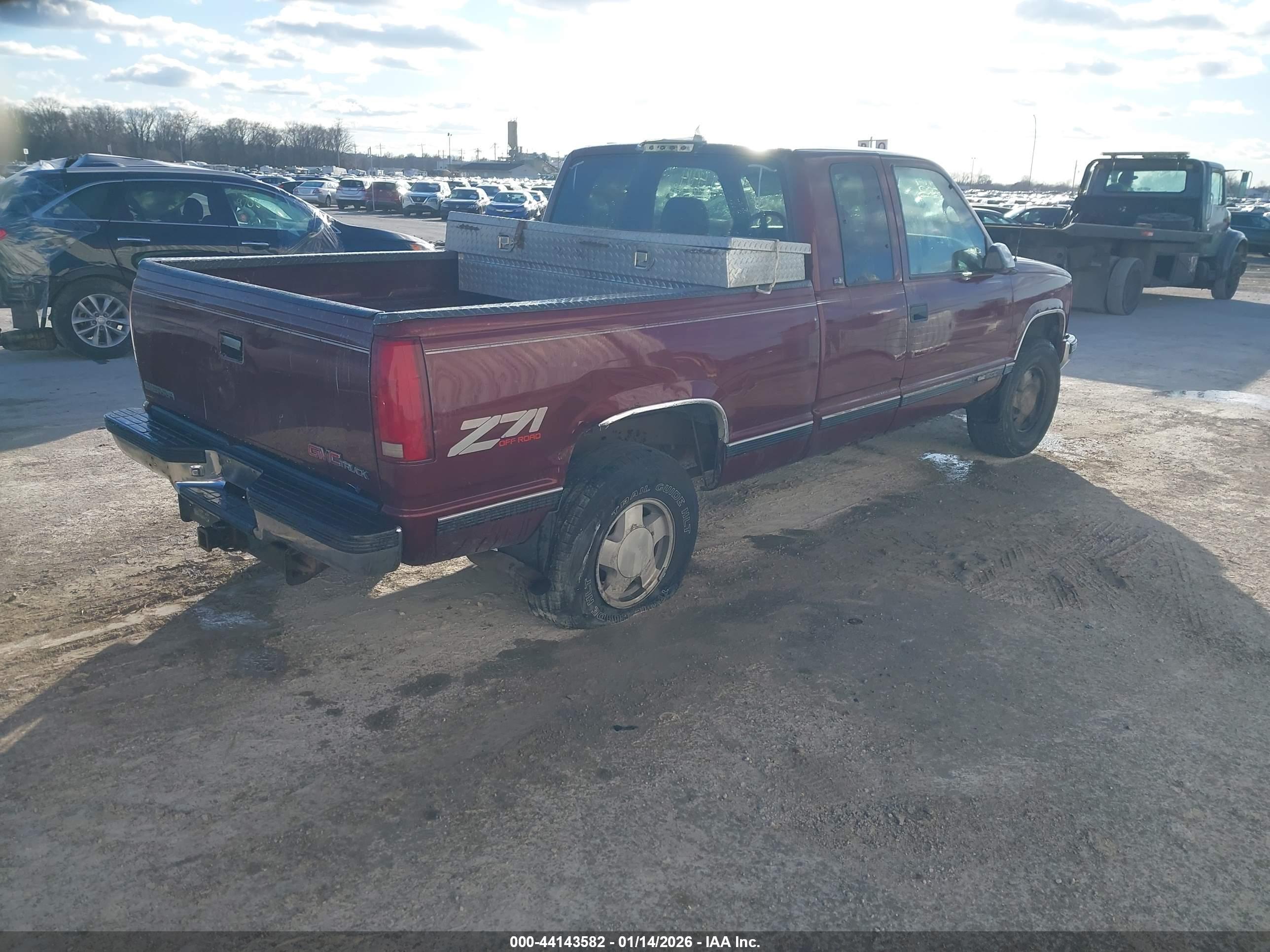 GMC SIERRA image 4