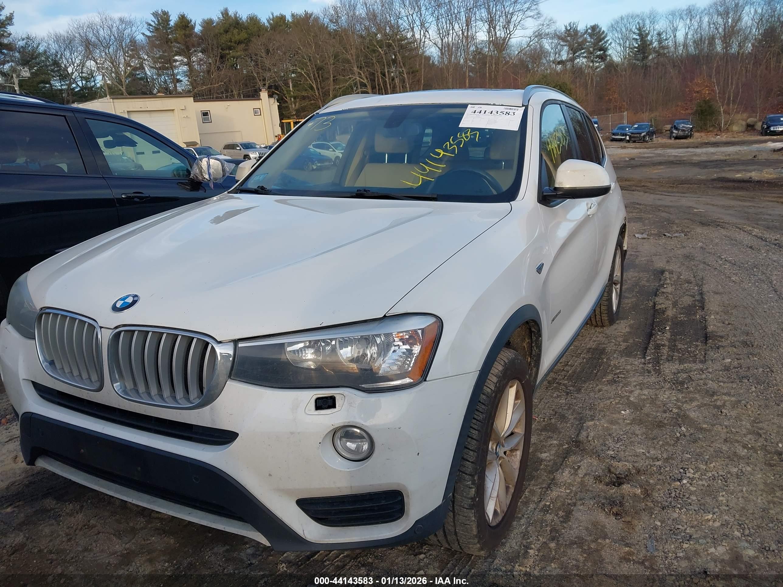 BMW X3 image 2