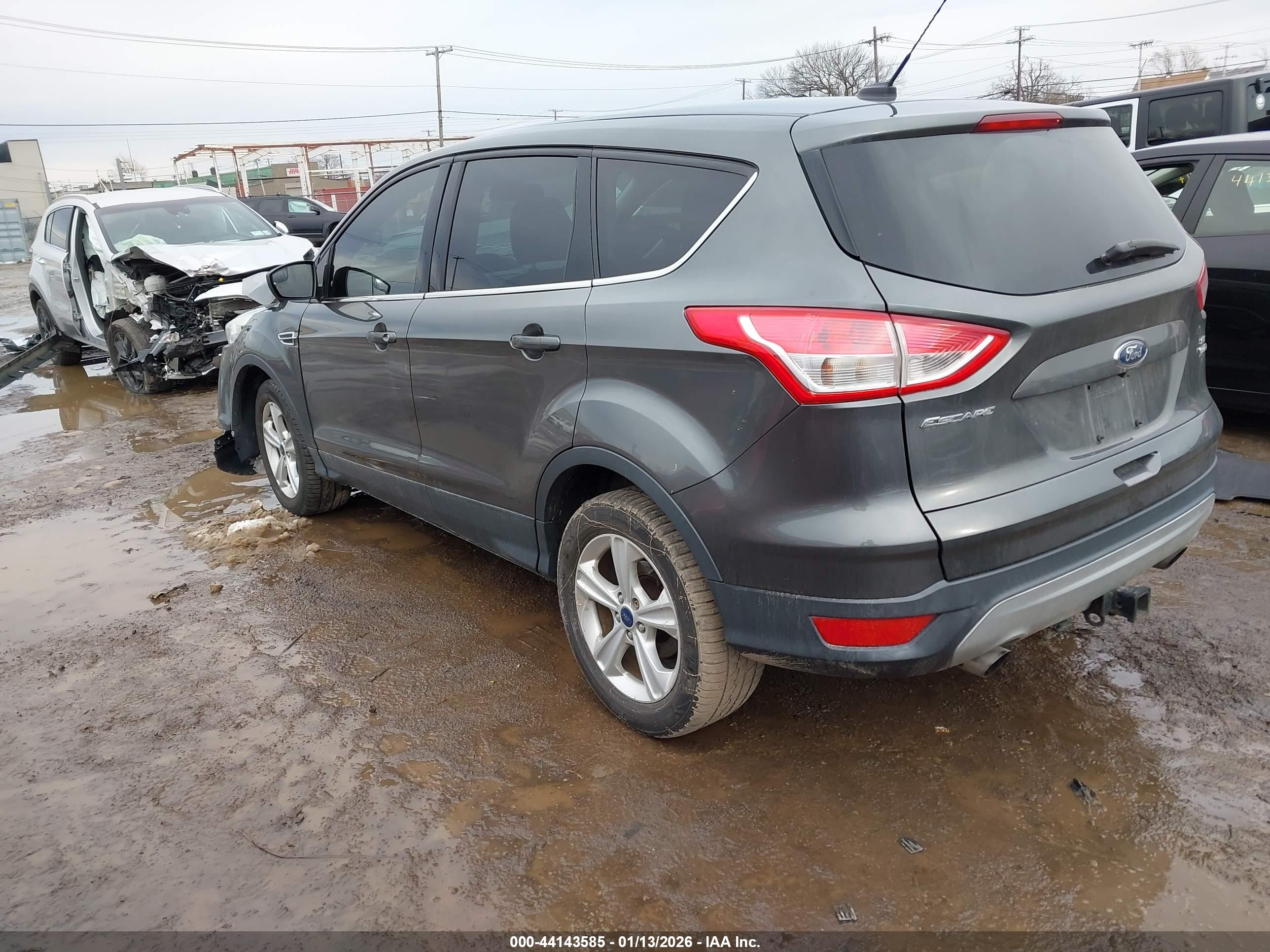 FORD ESCAPE image 3