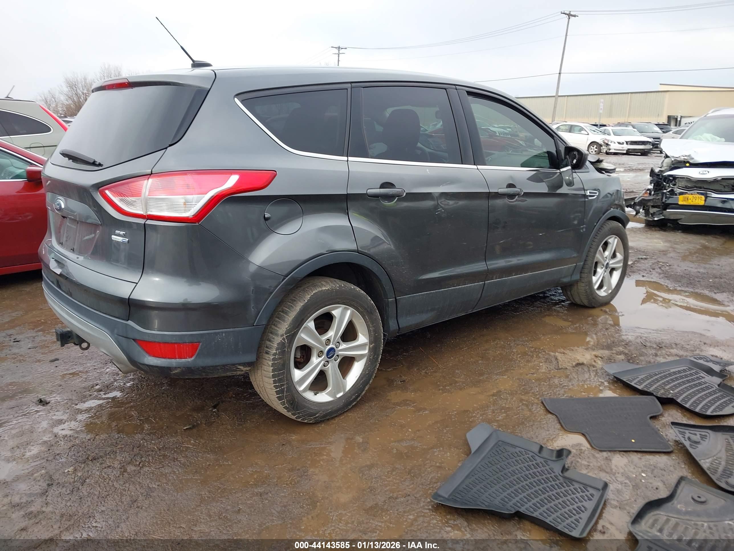 FORD ESCAPE image 4