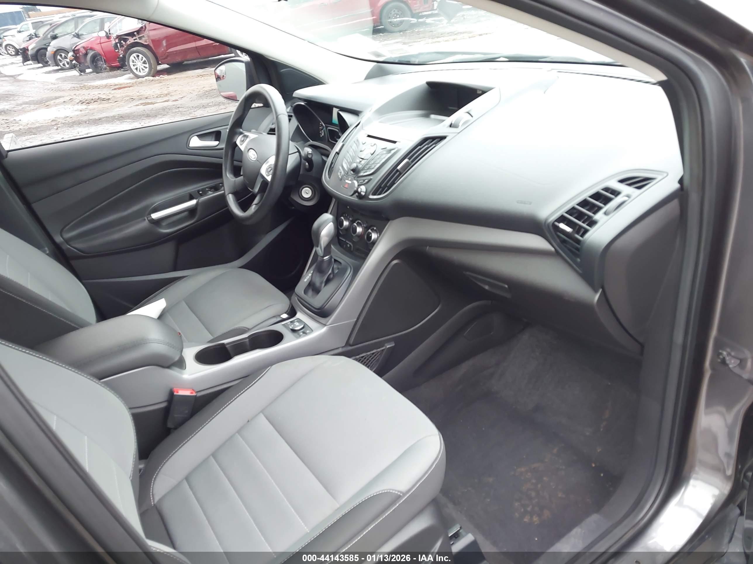 FORD ESCAPE image 5