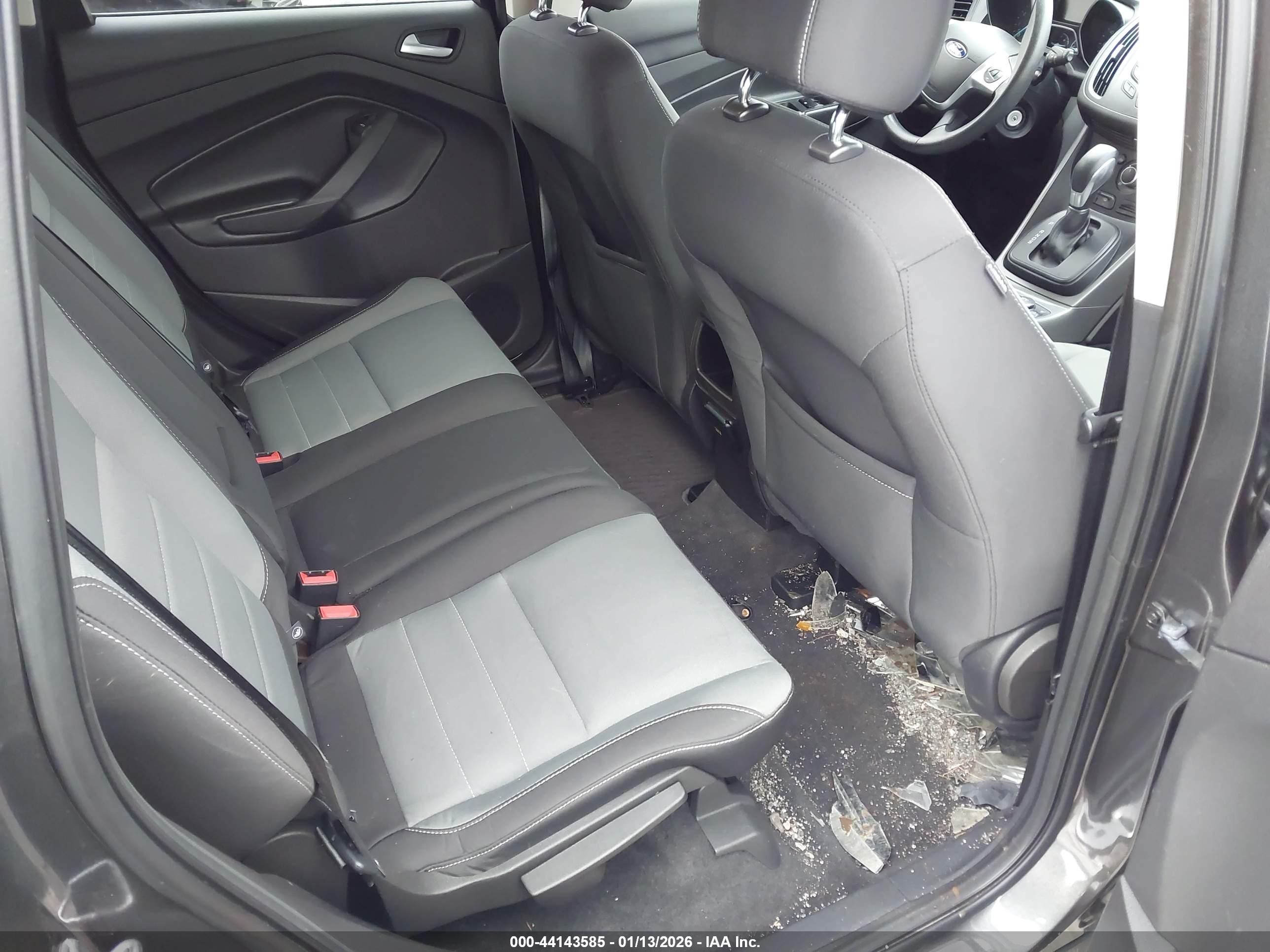 FORD ESCAPE image 8