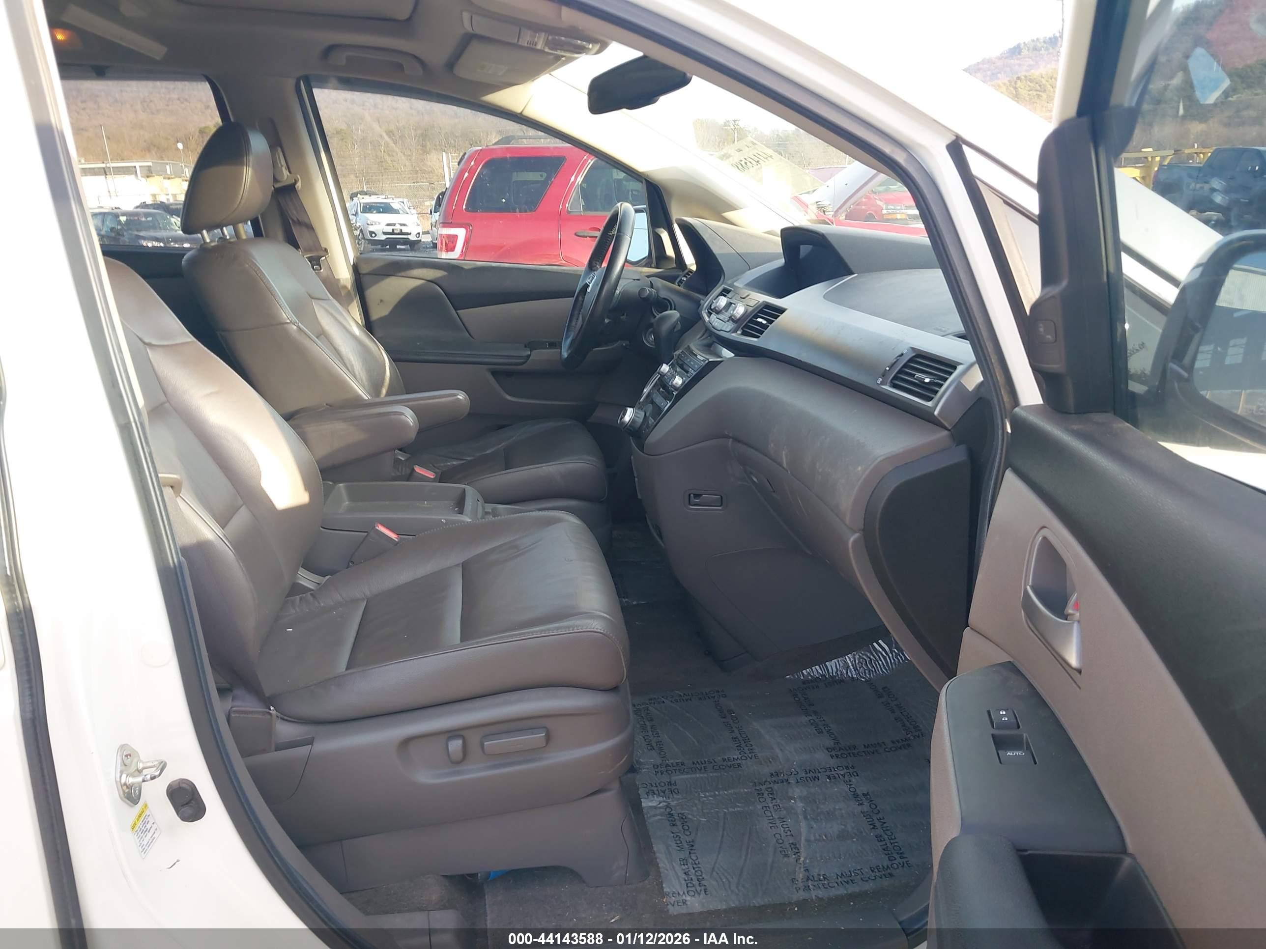 HONDA ODYSSEY image 5