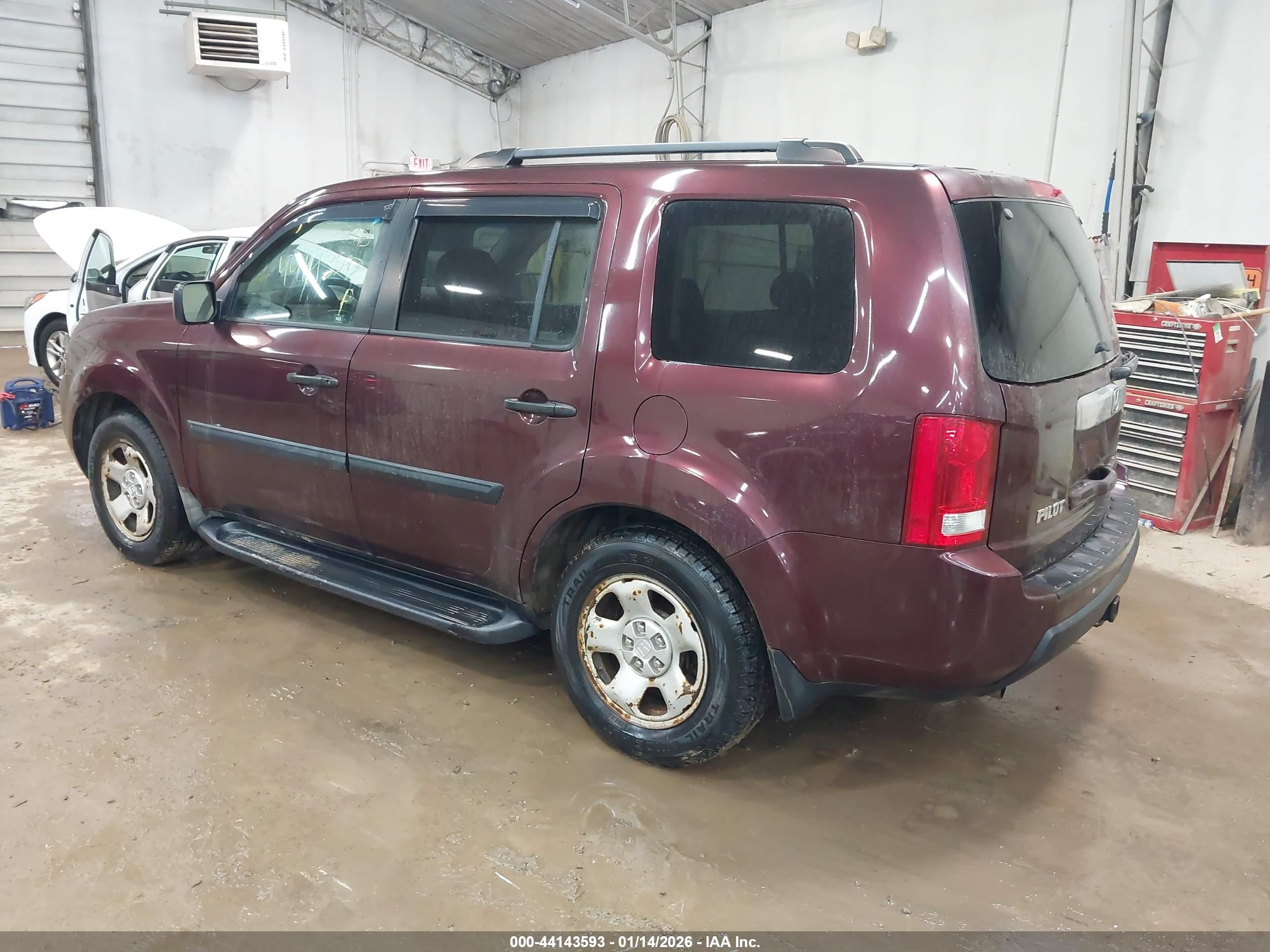HONDA PILOT image 3