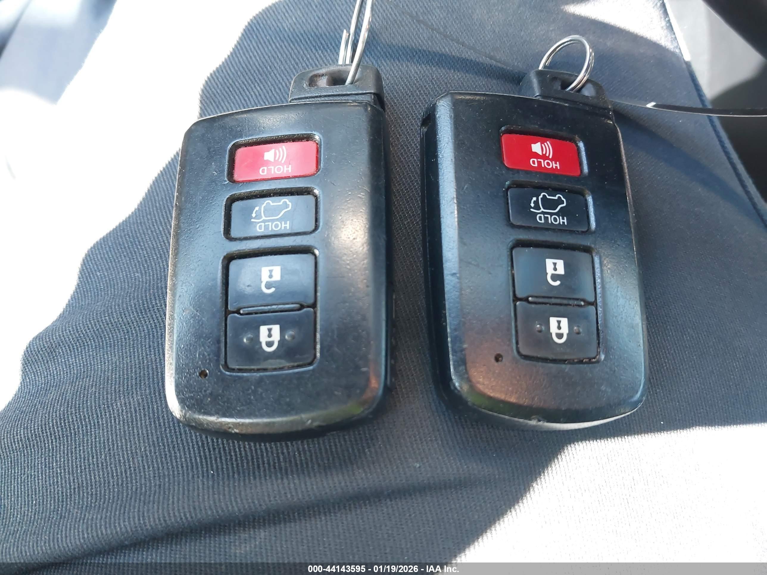 TOYOTA HIGHLANDER image 11
