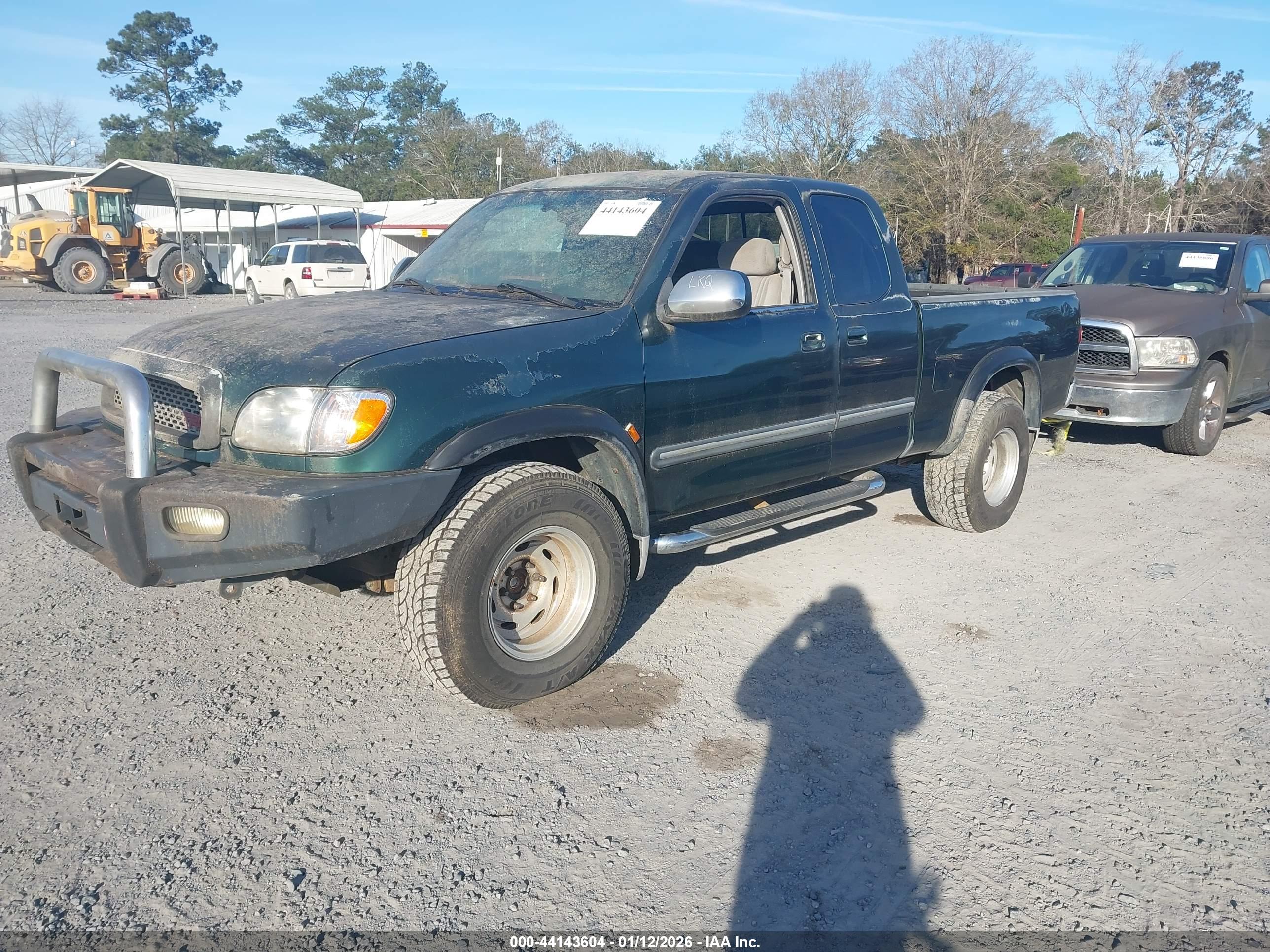 TOYOTA TUNDRA image 2