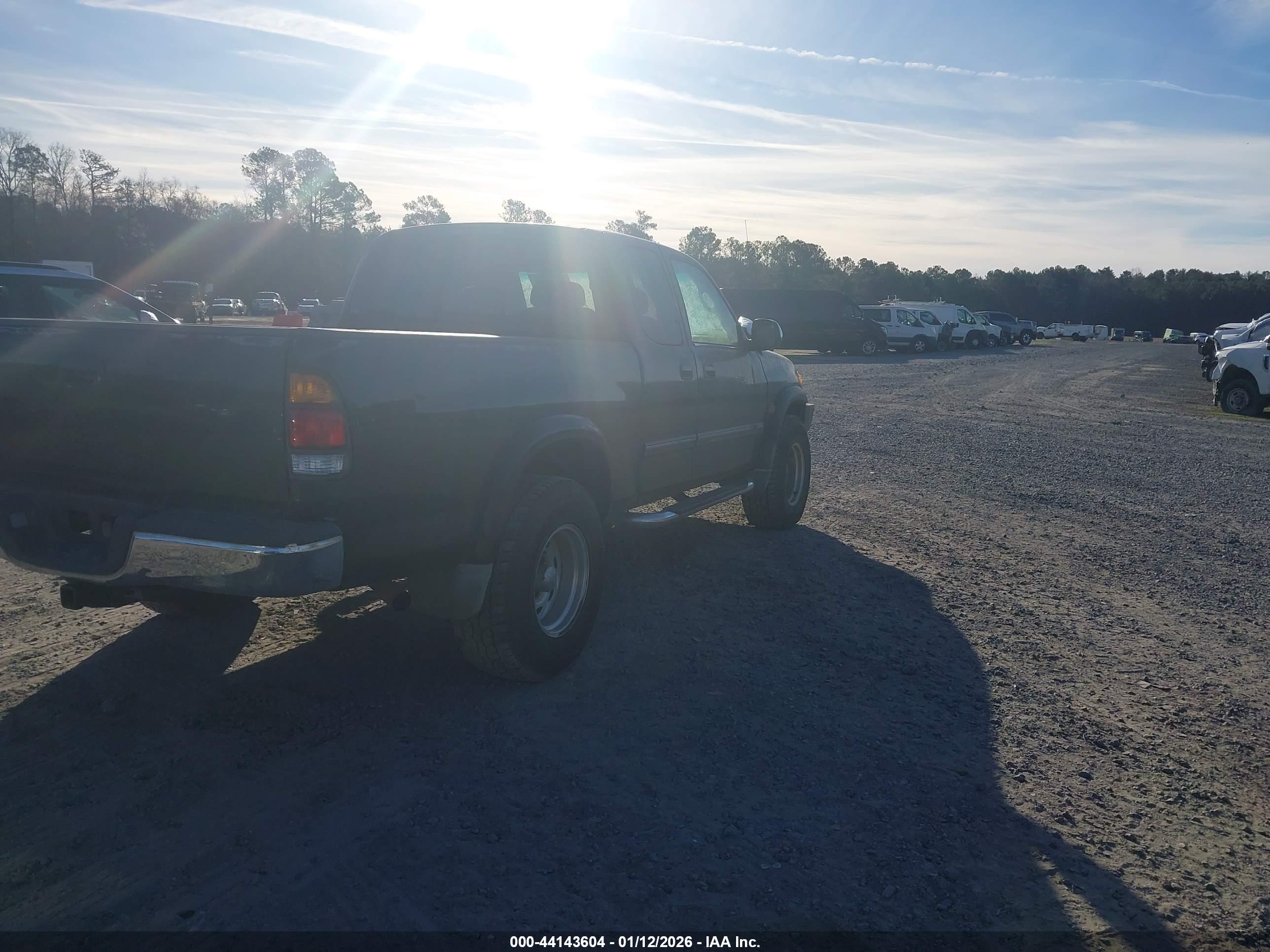 TOYOTA TUNDRA image 4