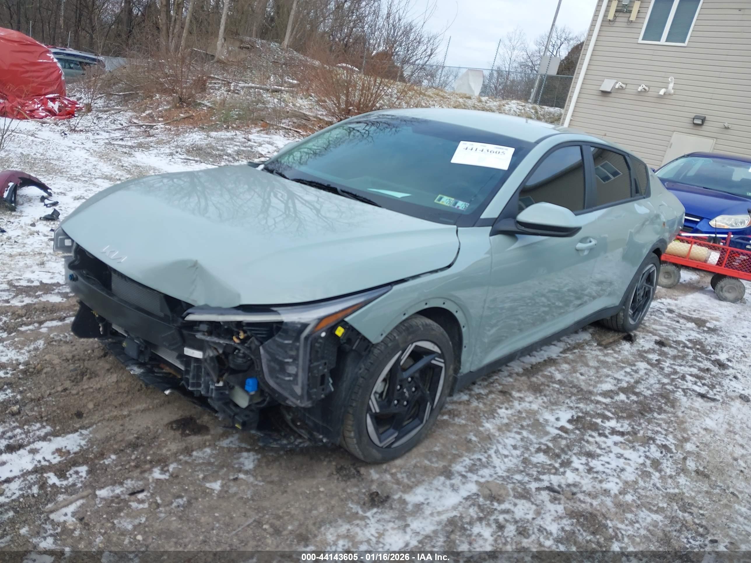 KIA K4 image 2
