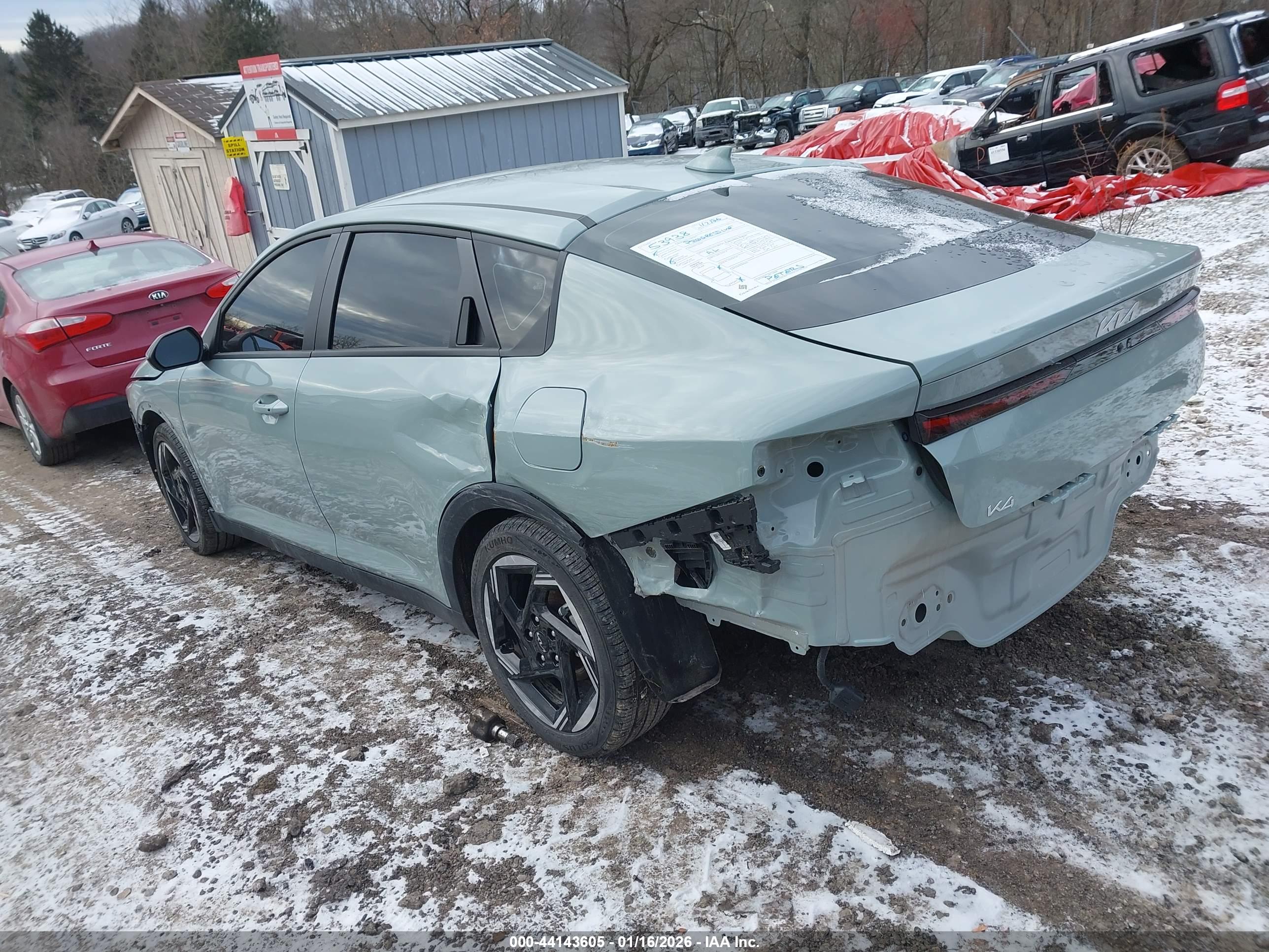 KIA K4 image 3