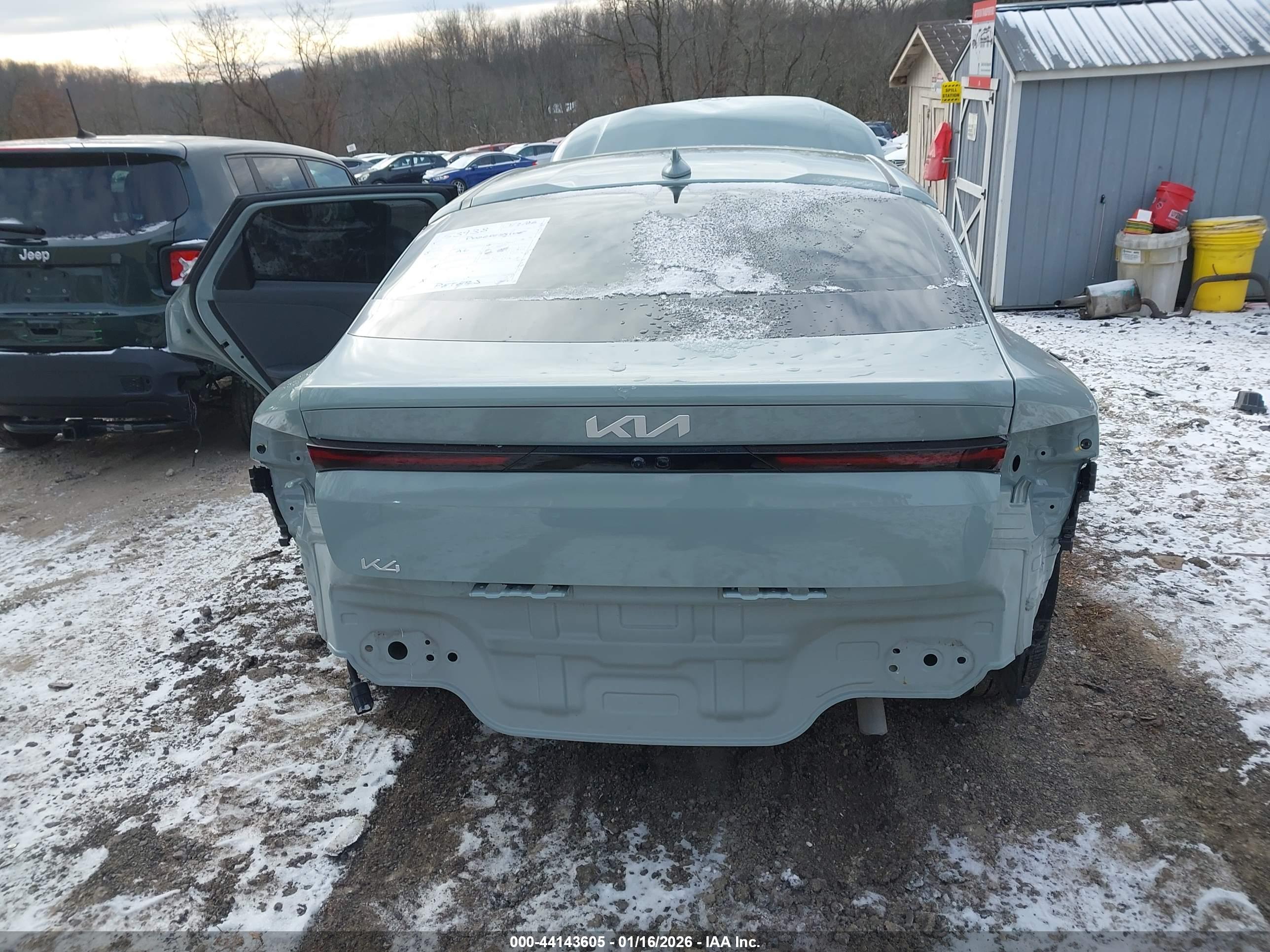 KIA K4 image 6