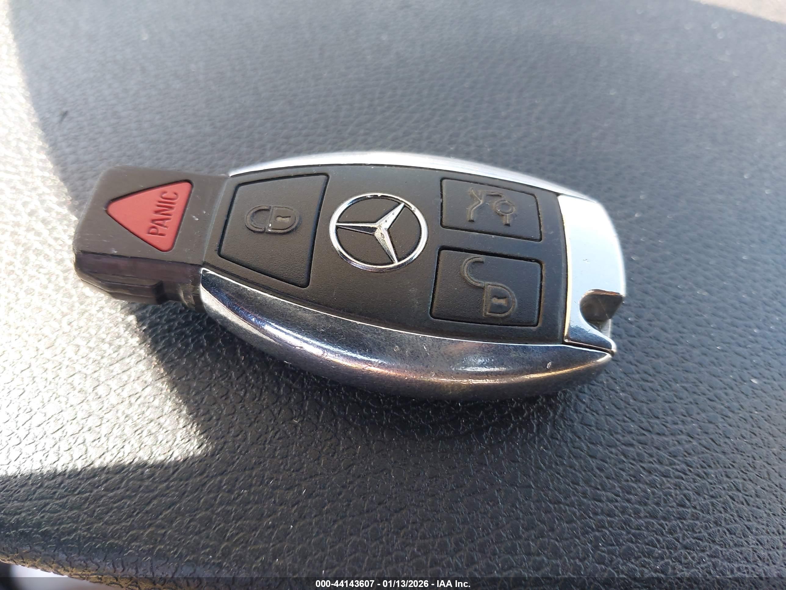 MERCEDES-BENZ C image 11
