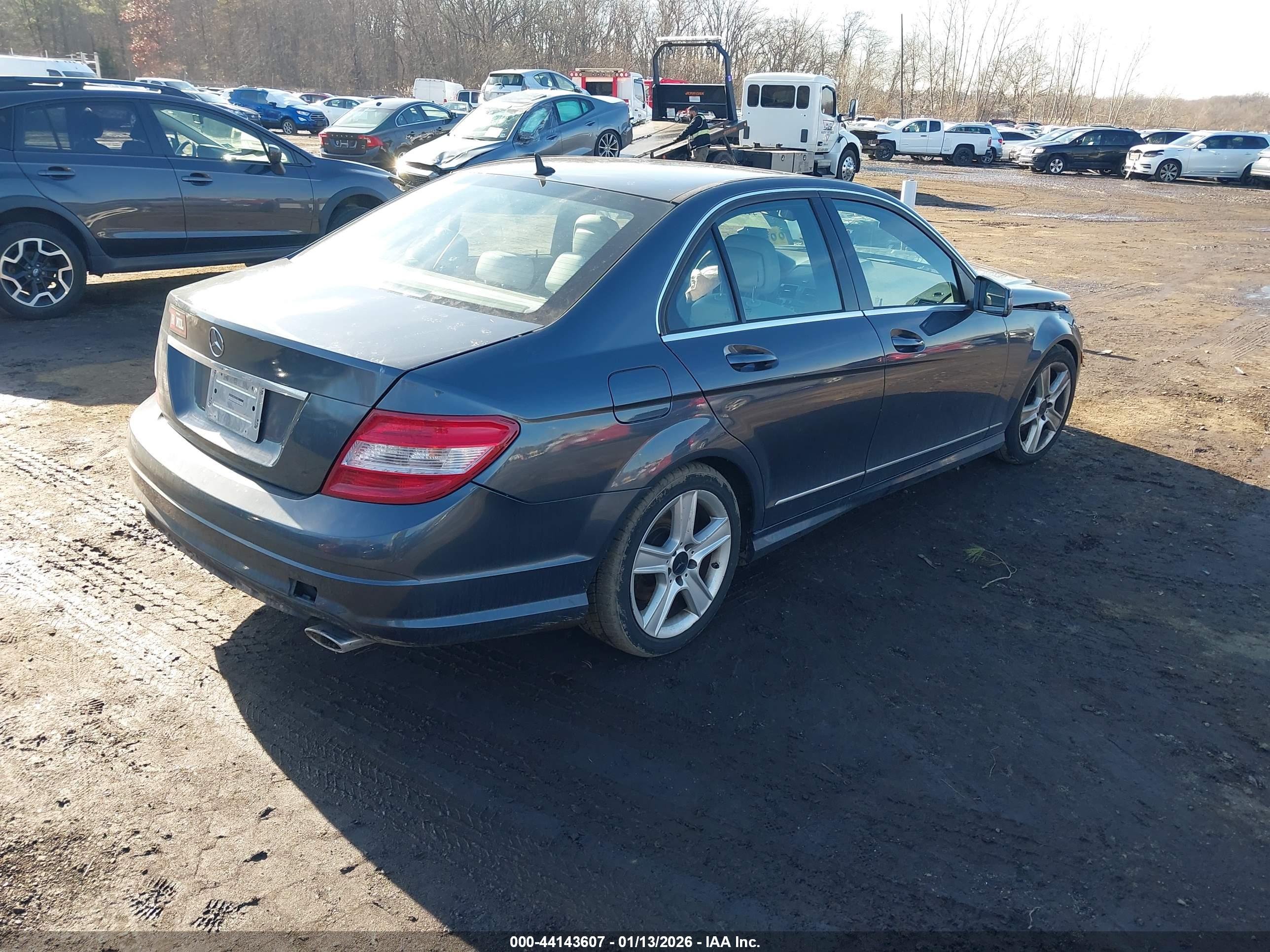MERCEDES-BENZ C image 4