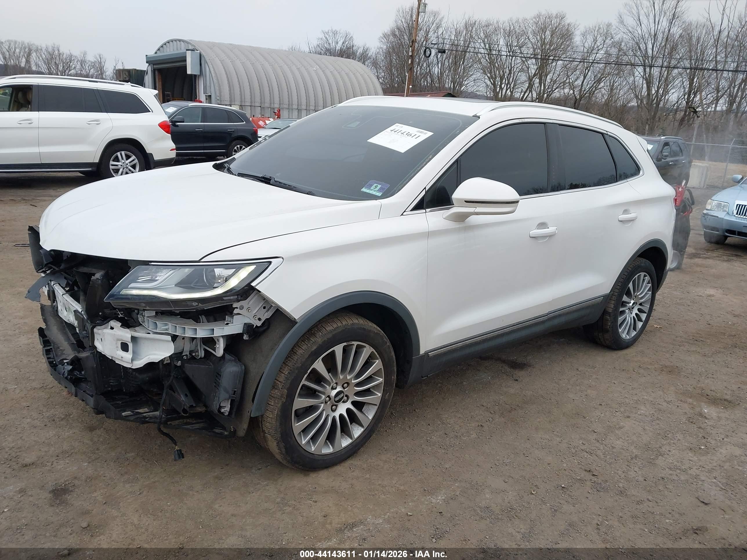 LINCOLN MKC image 2