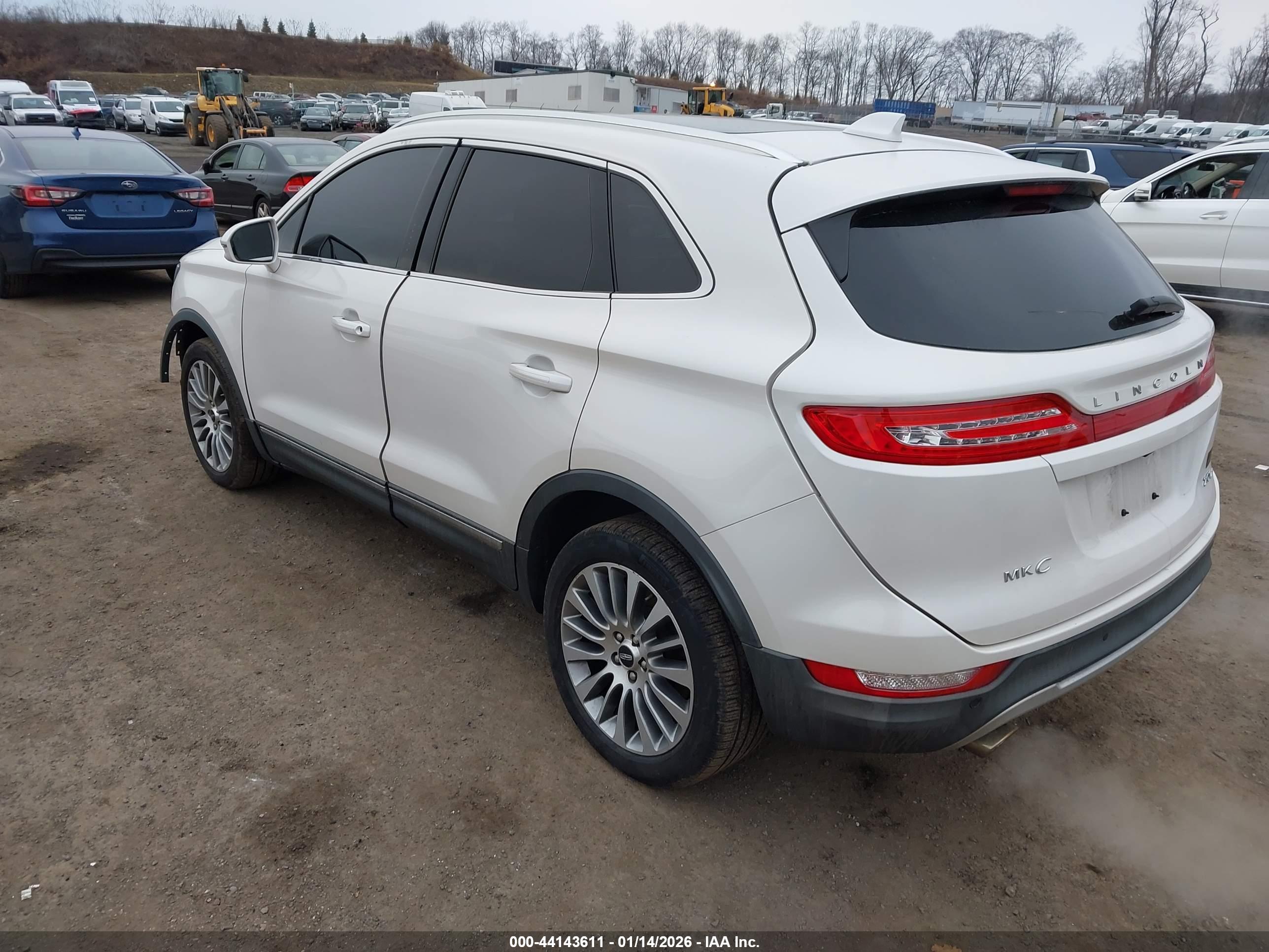LINCOLN MKC image 3