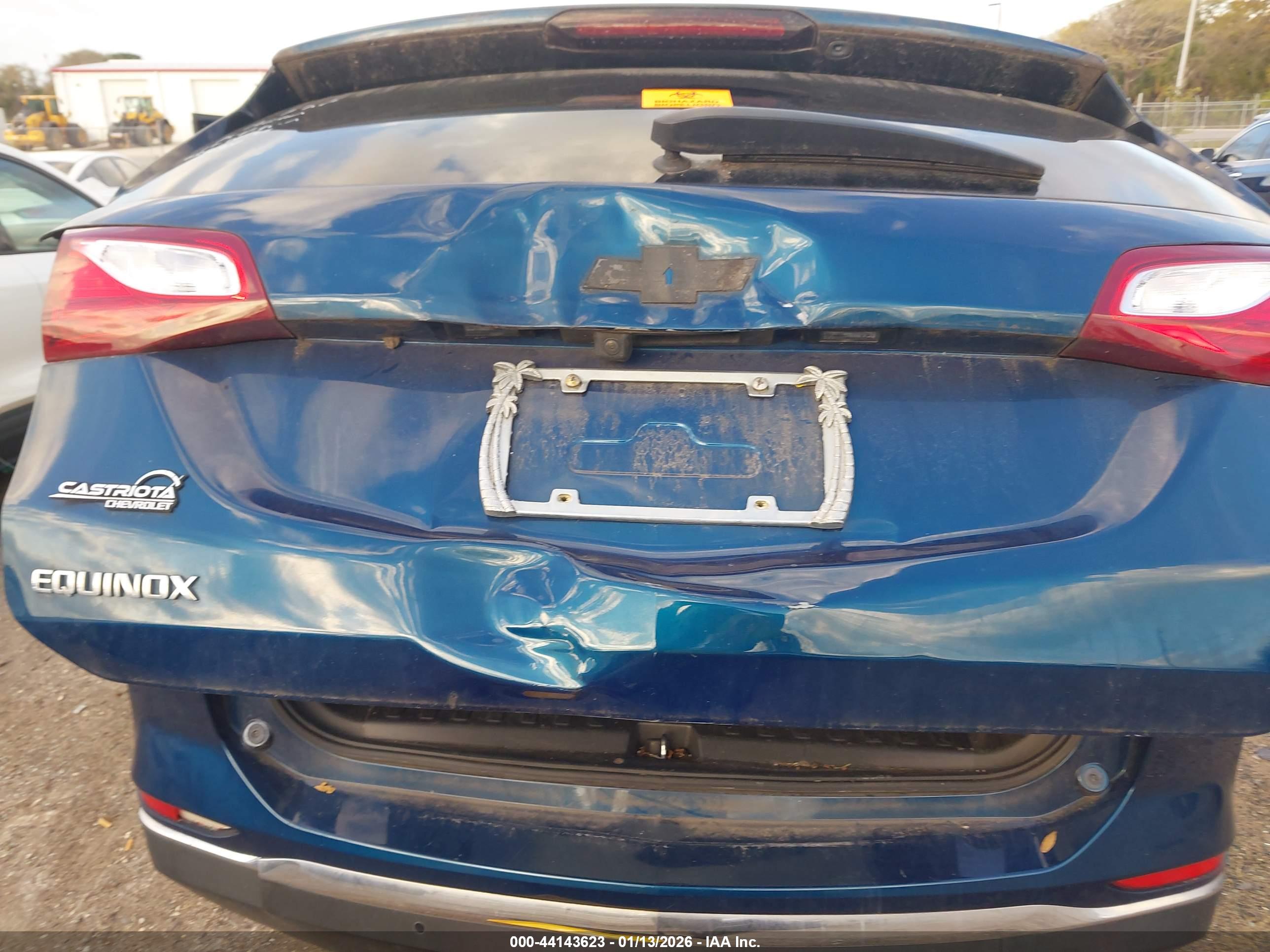 CHEVROLET EQUINOX image 6