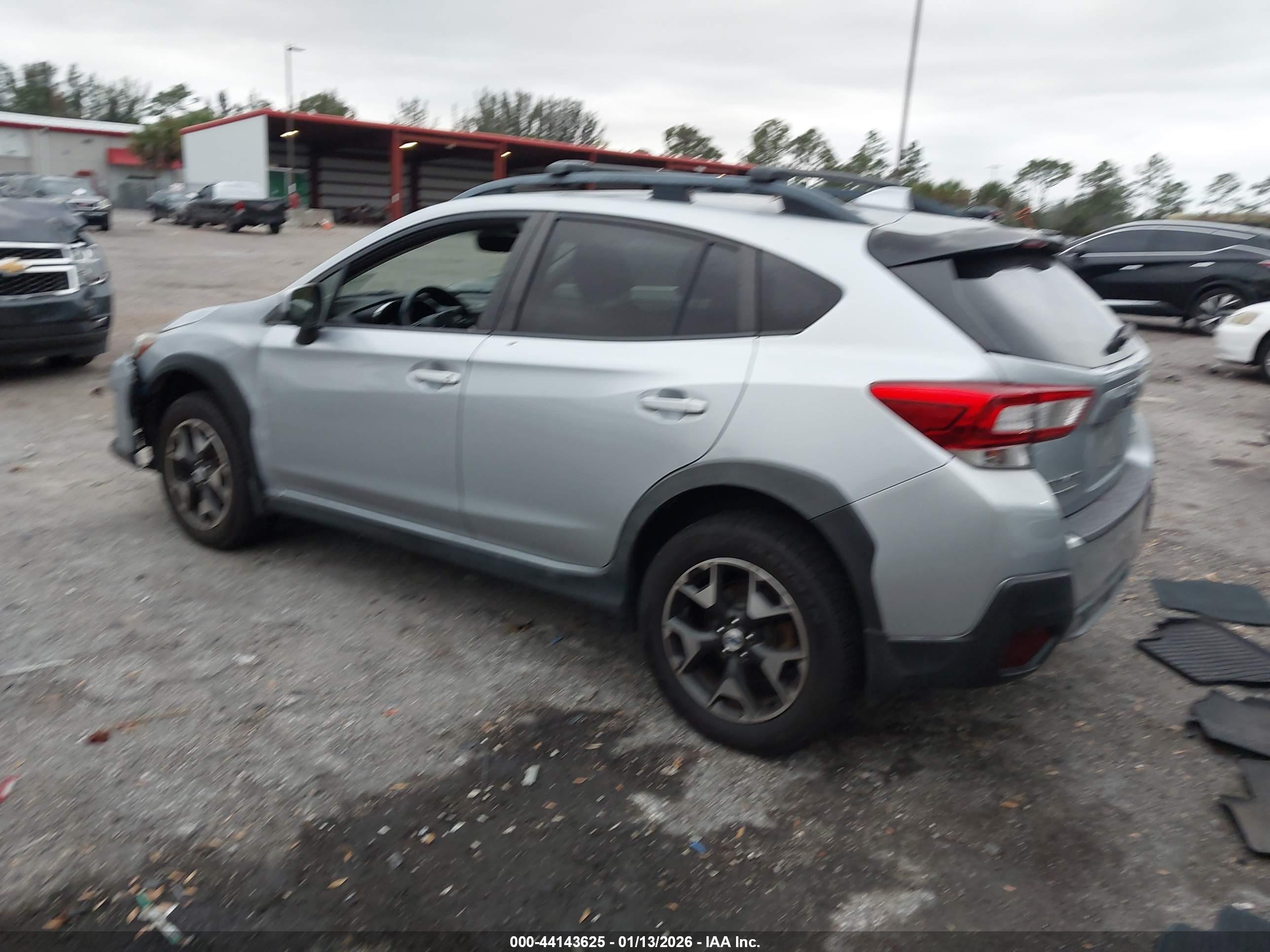 SUBARU CROSSTREK image 3