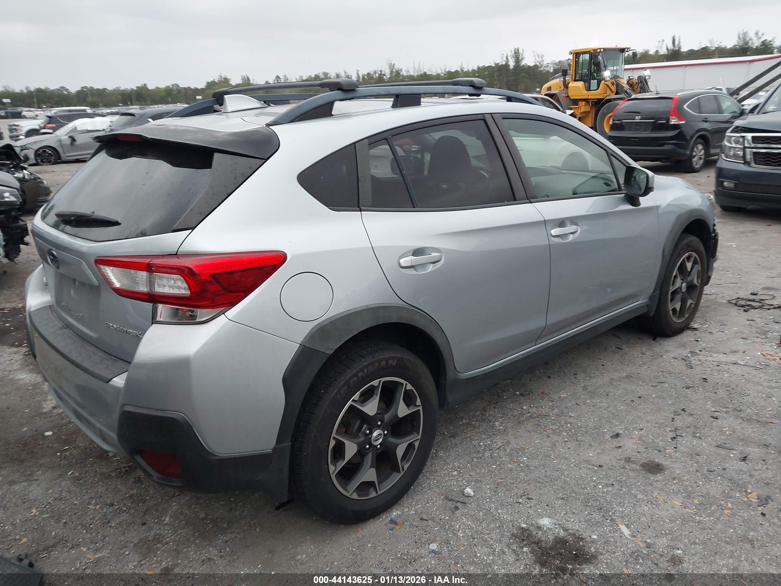 SUBARU CROSSTREK image 4
