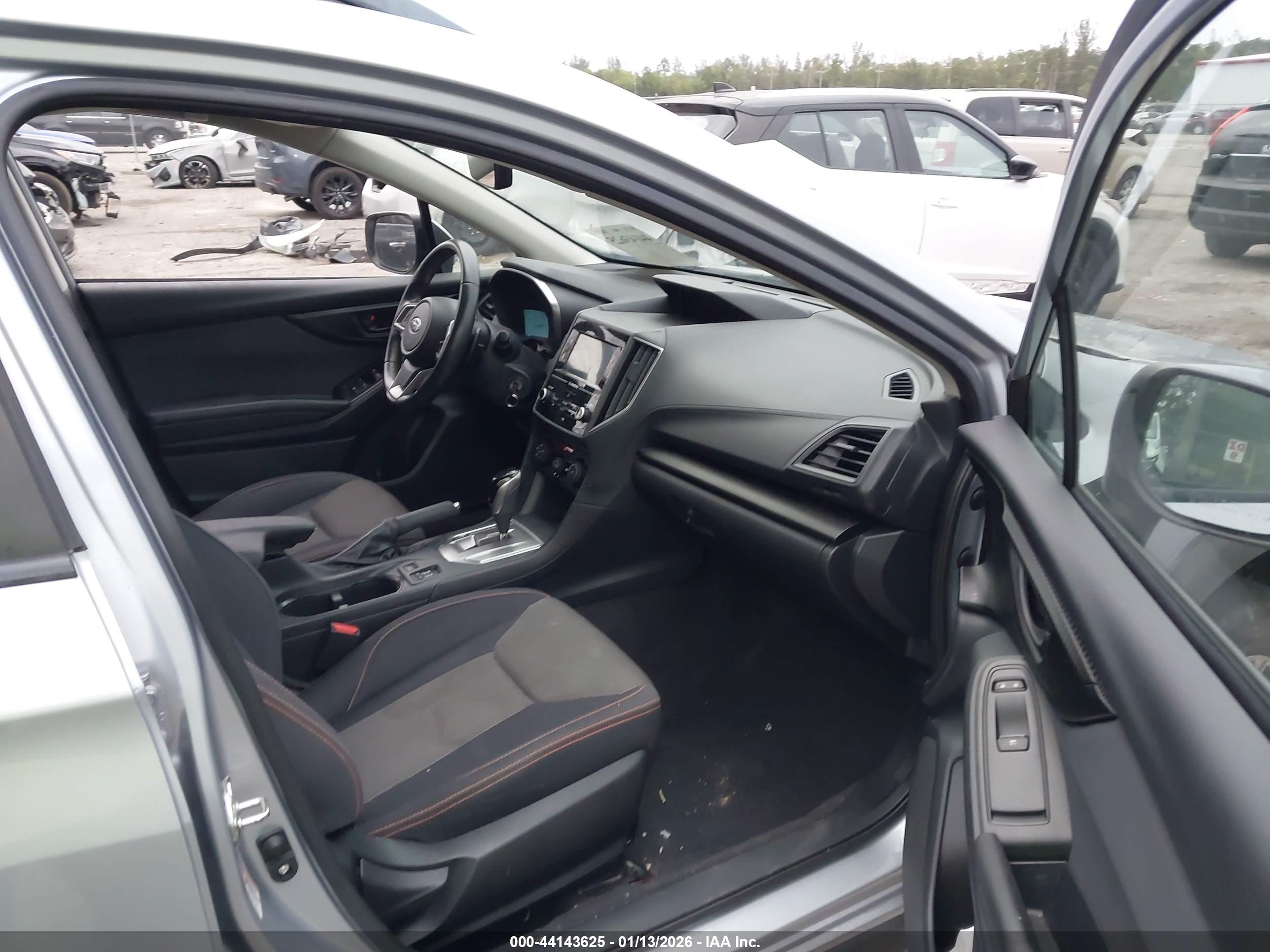 SUBARU CROSSTREK image 5