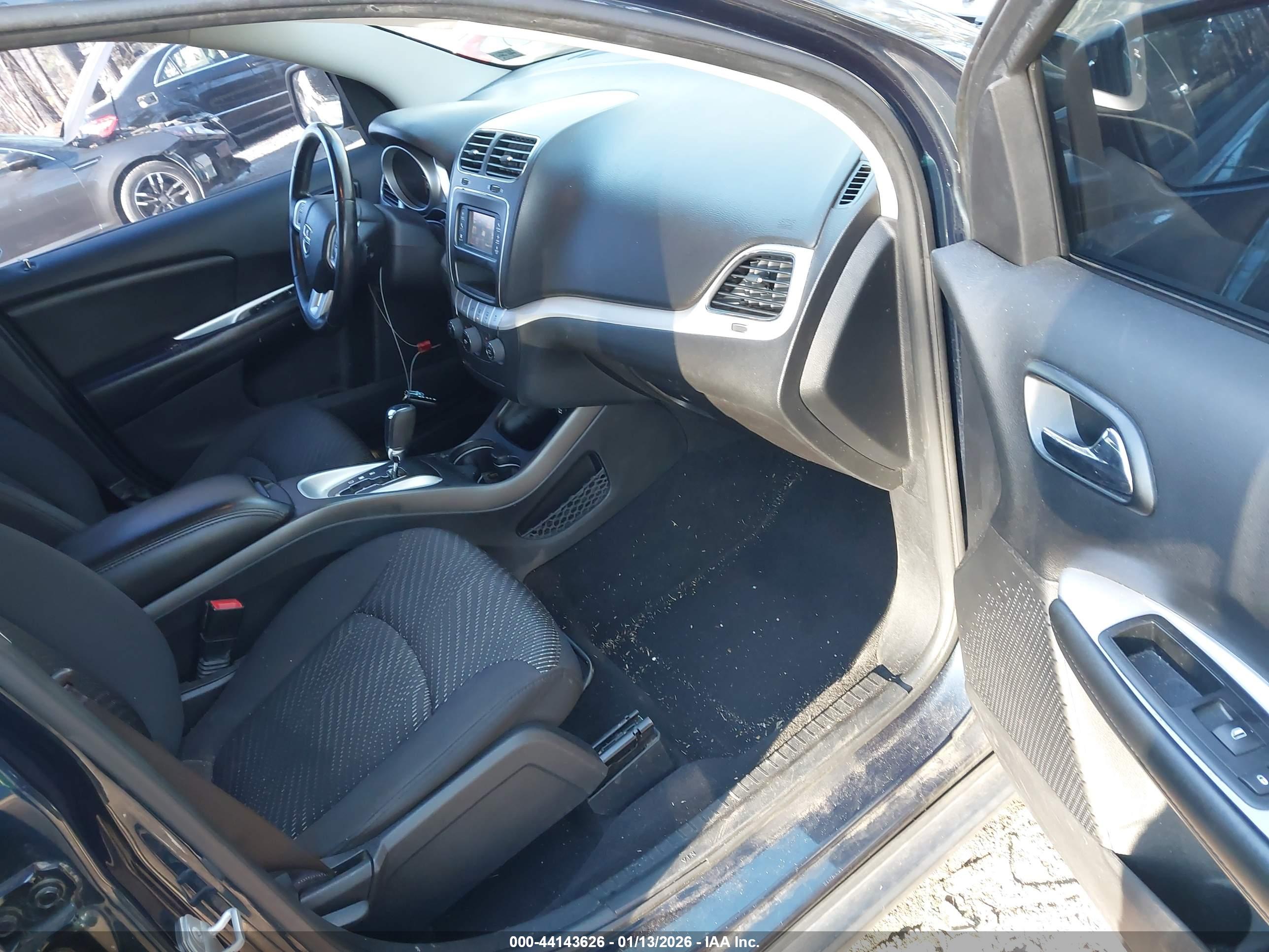 DODGE JOURNEY image 5