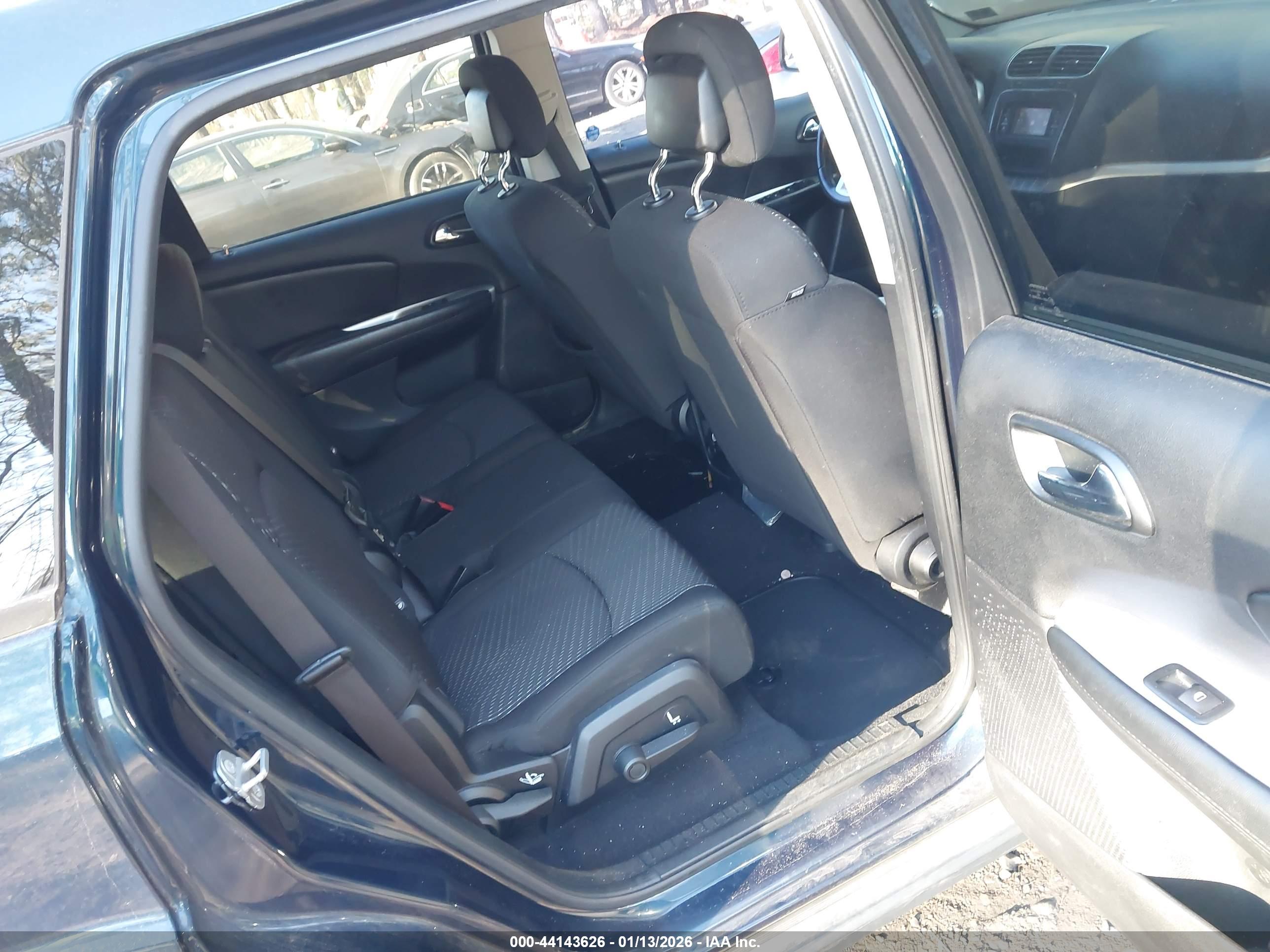 DODGE JOURNEY image 8