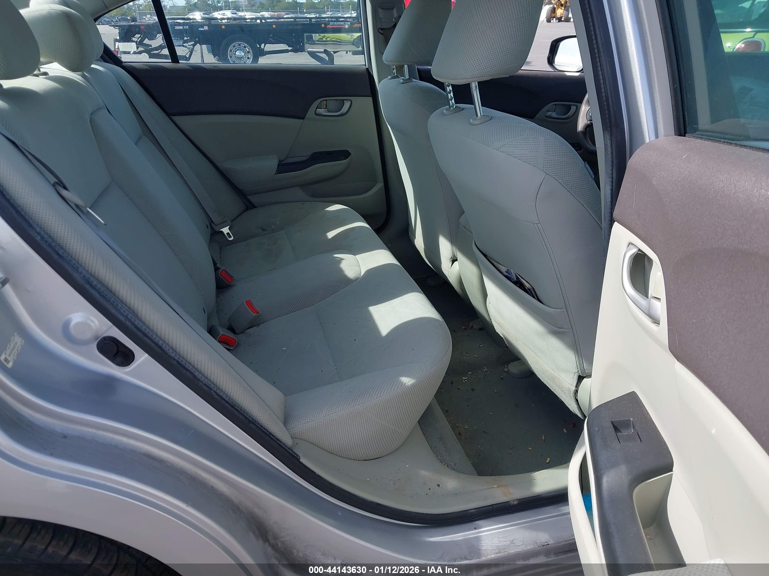 HONDA CIVIC image 8