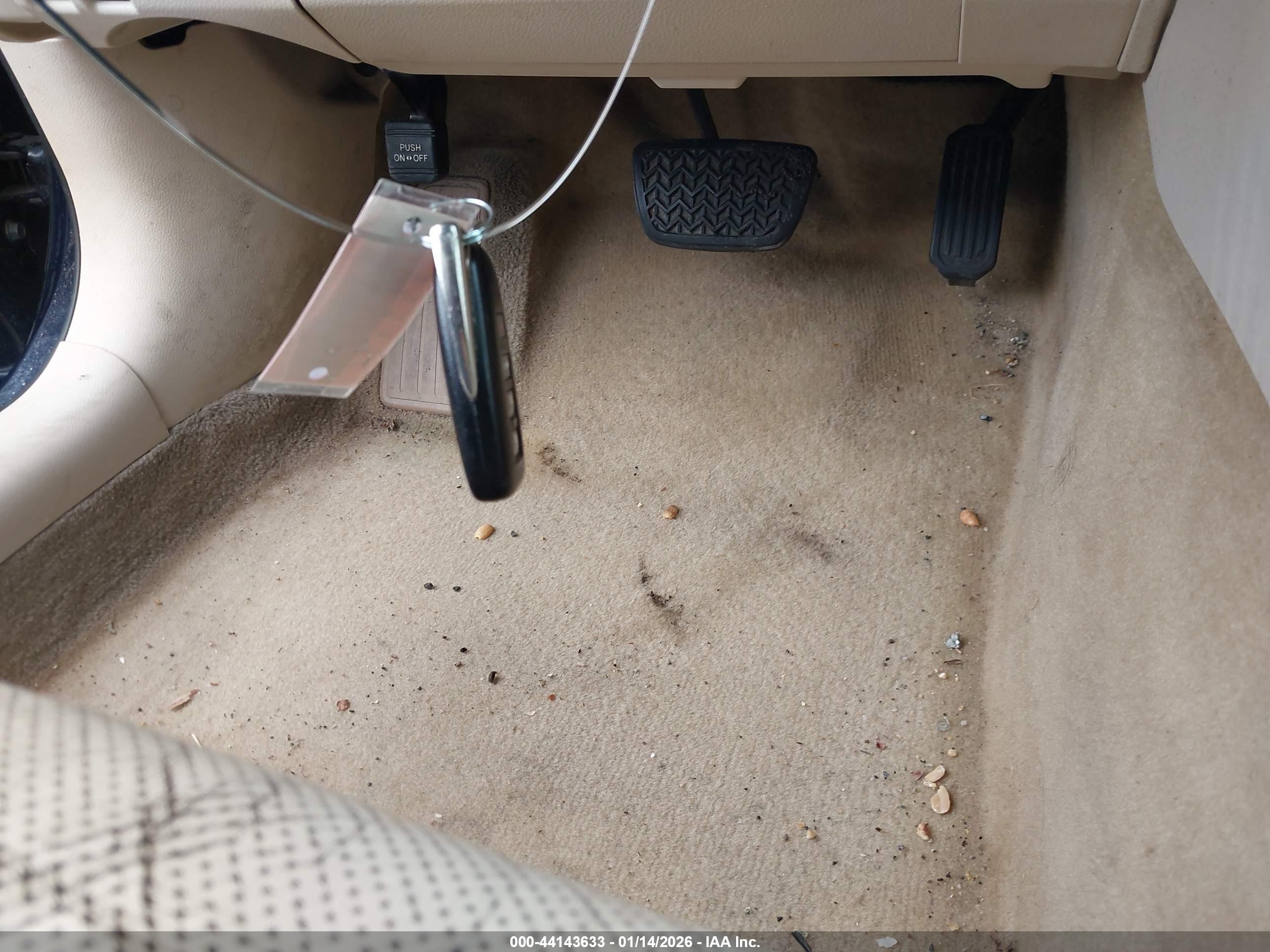 LEXUS ES image 11