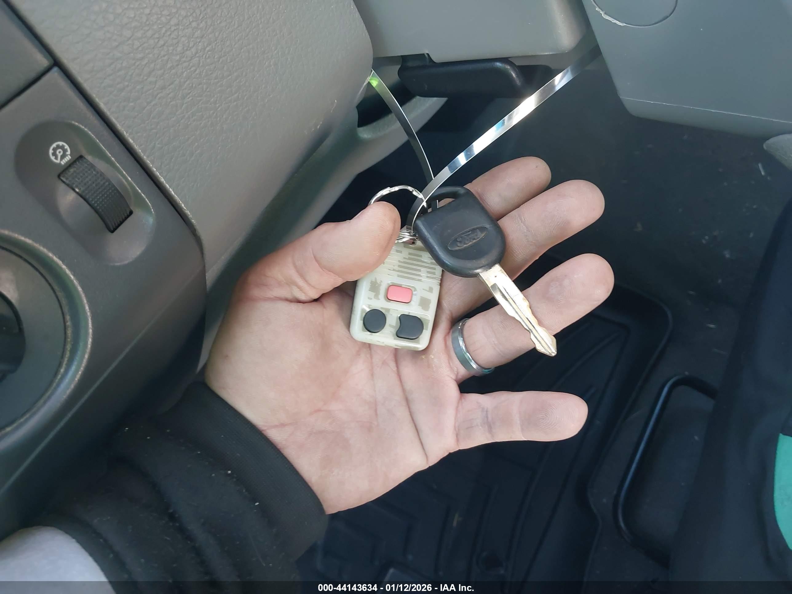 FORD F-150 image 11